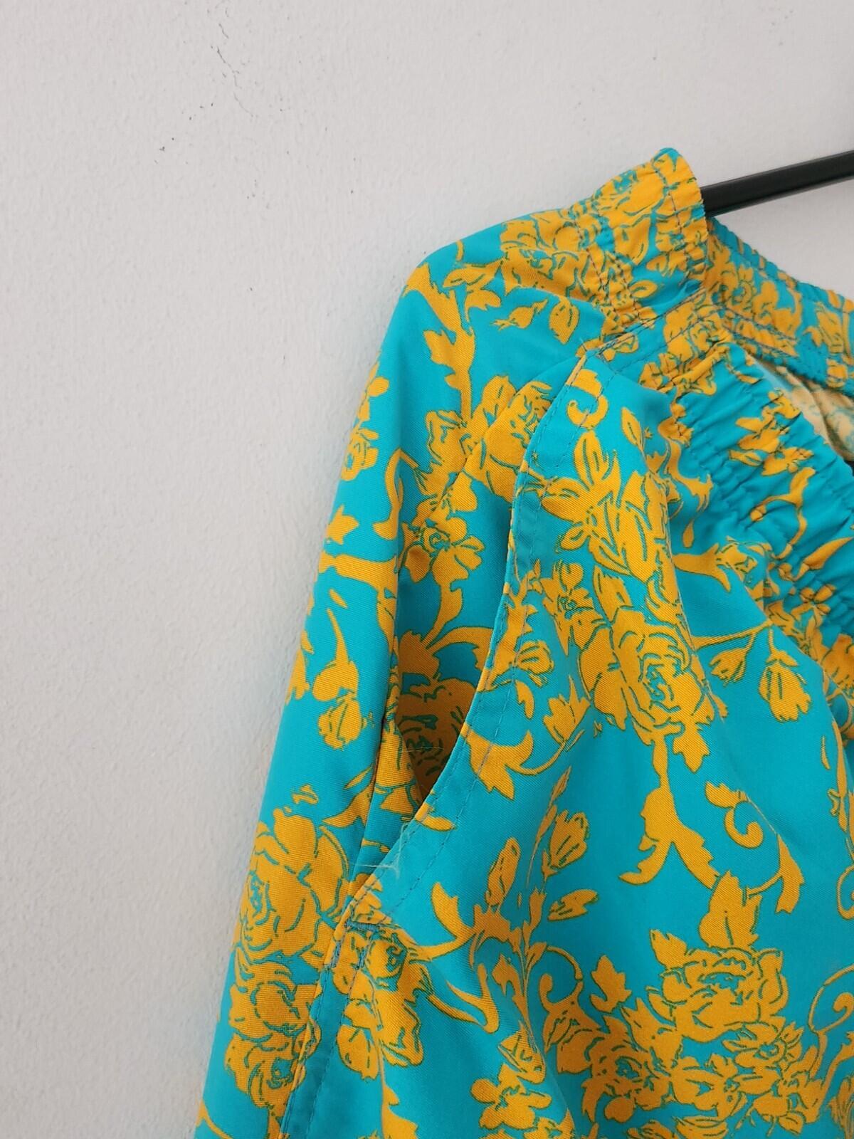 SS20 Supreme Warm Up pants Floral pant size M Medium Water Resistant