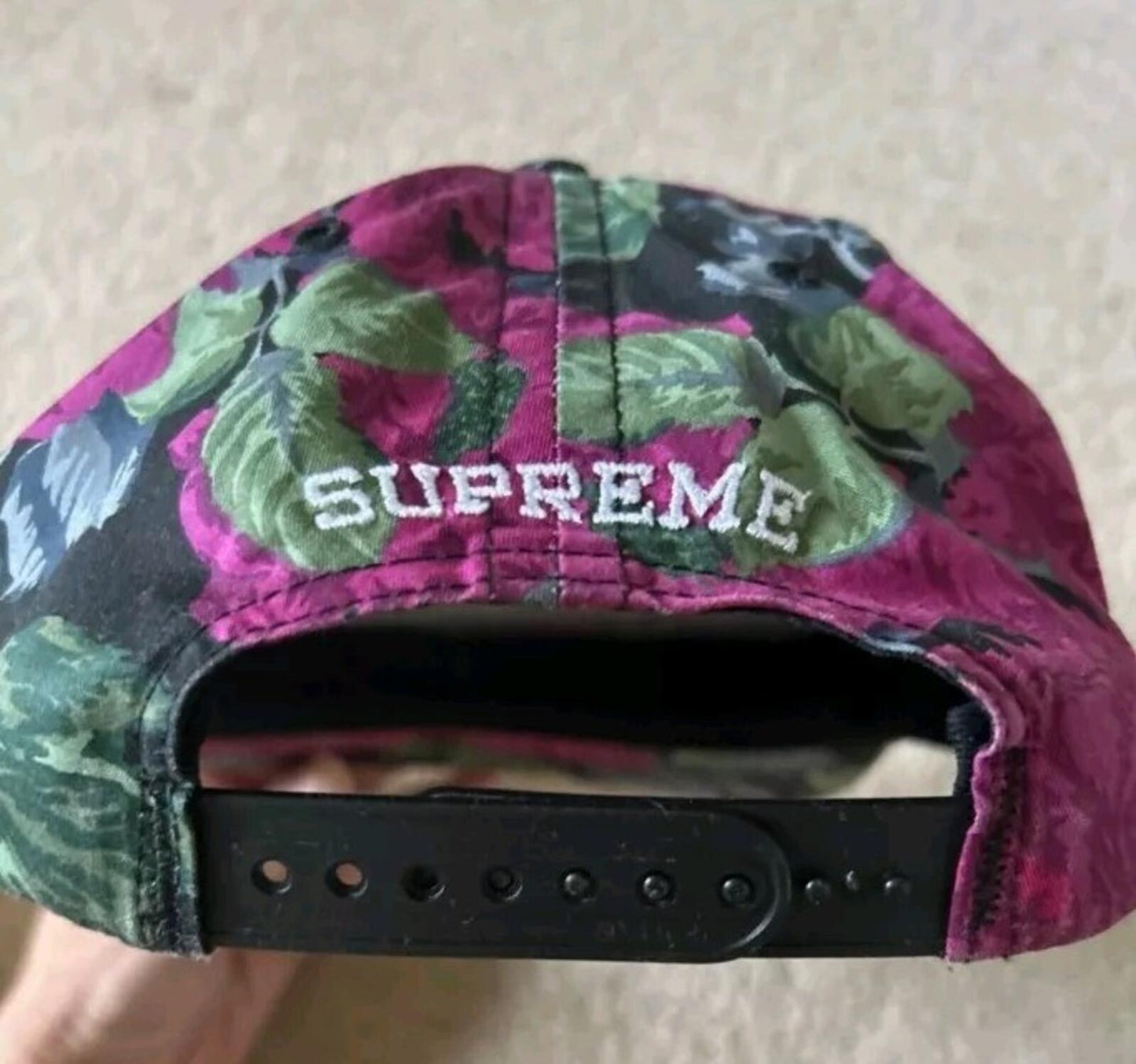 Gorra de 5 paneles Supreme Floral SS18 hecha en EE. UU.