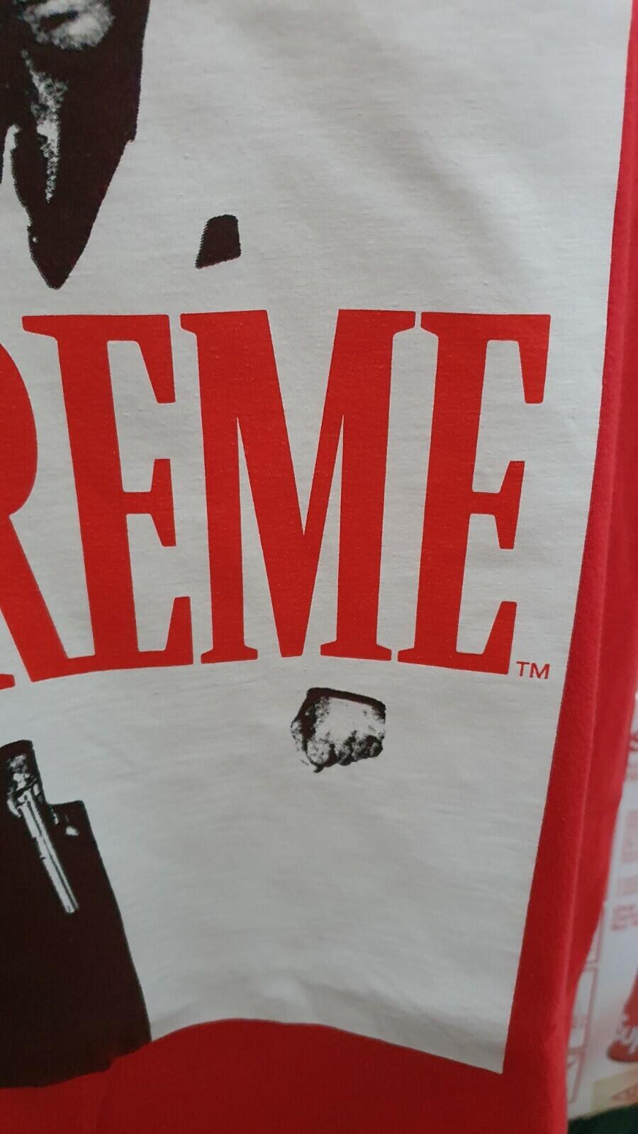 FW17 Supreme x Scarface Split Tee Red Size L