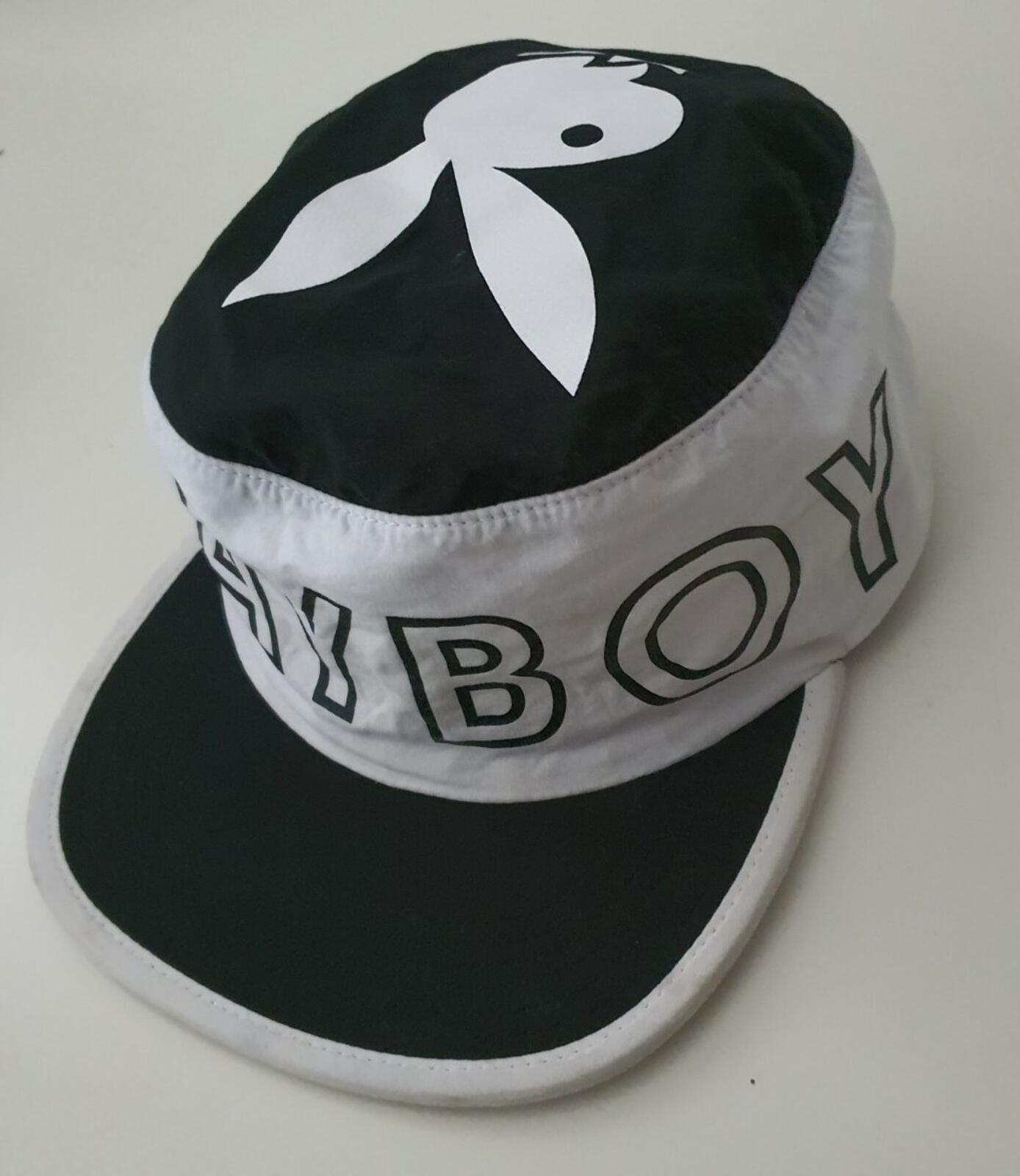 Gorra SS17 Supreme x Playboy Pillbox Negro Blanco