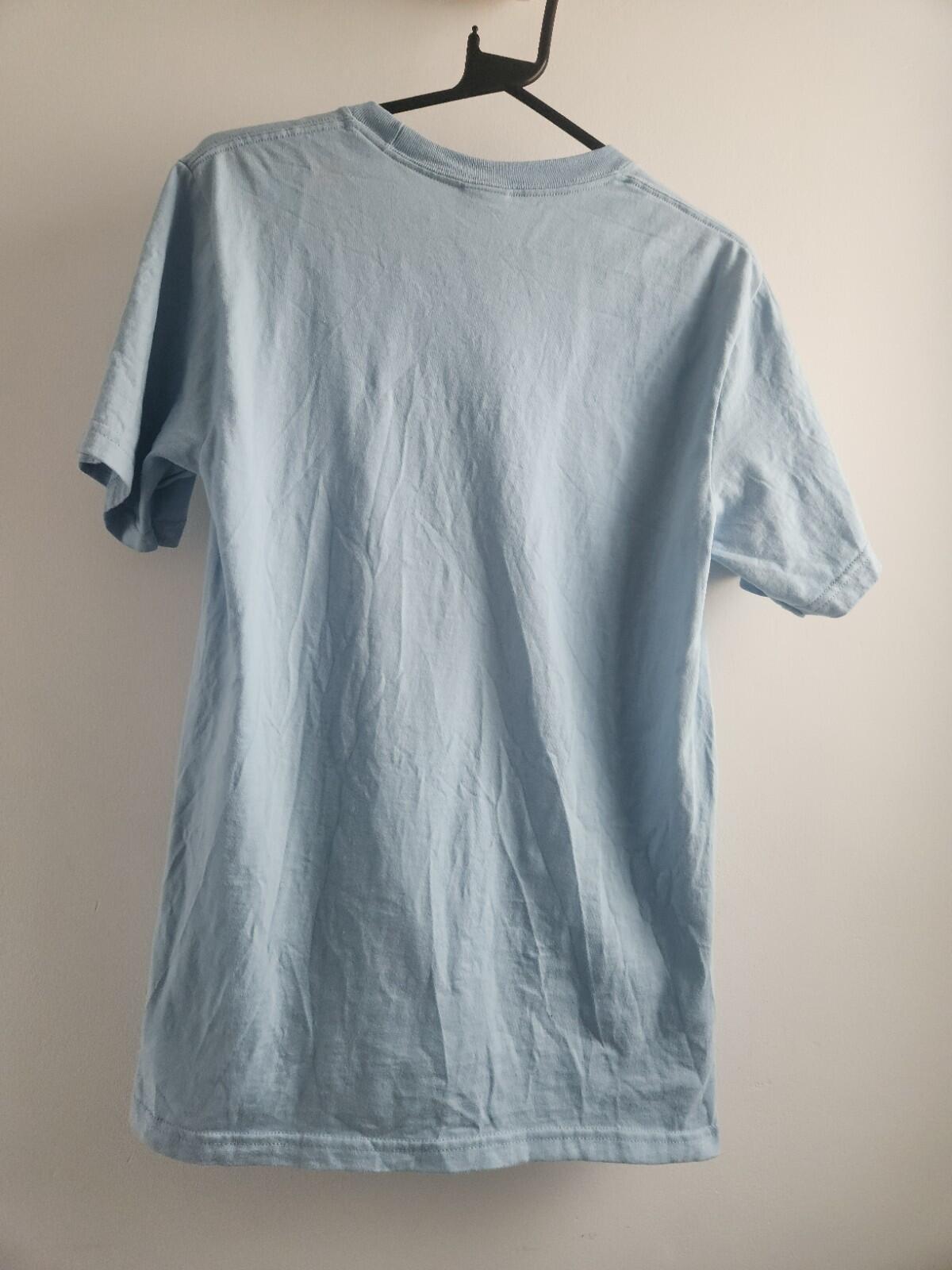 Camiseta SS25 Supreme Bear Powder Blue Talla S Pequeña