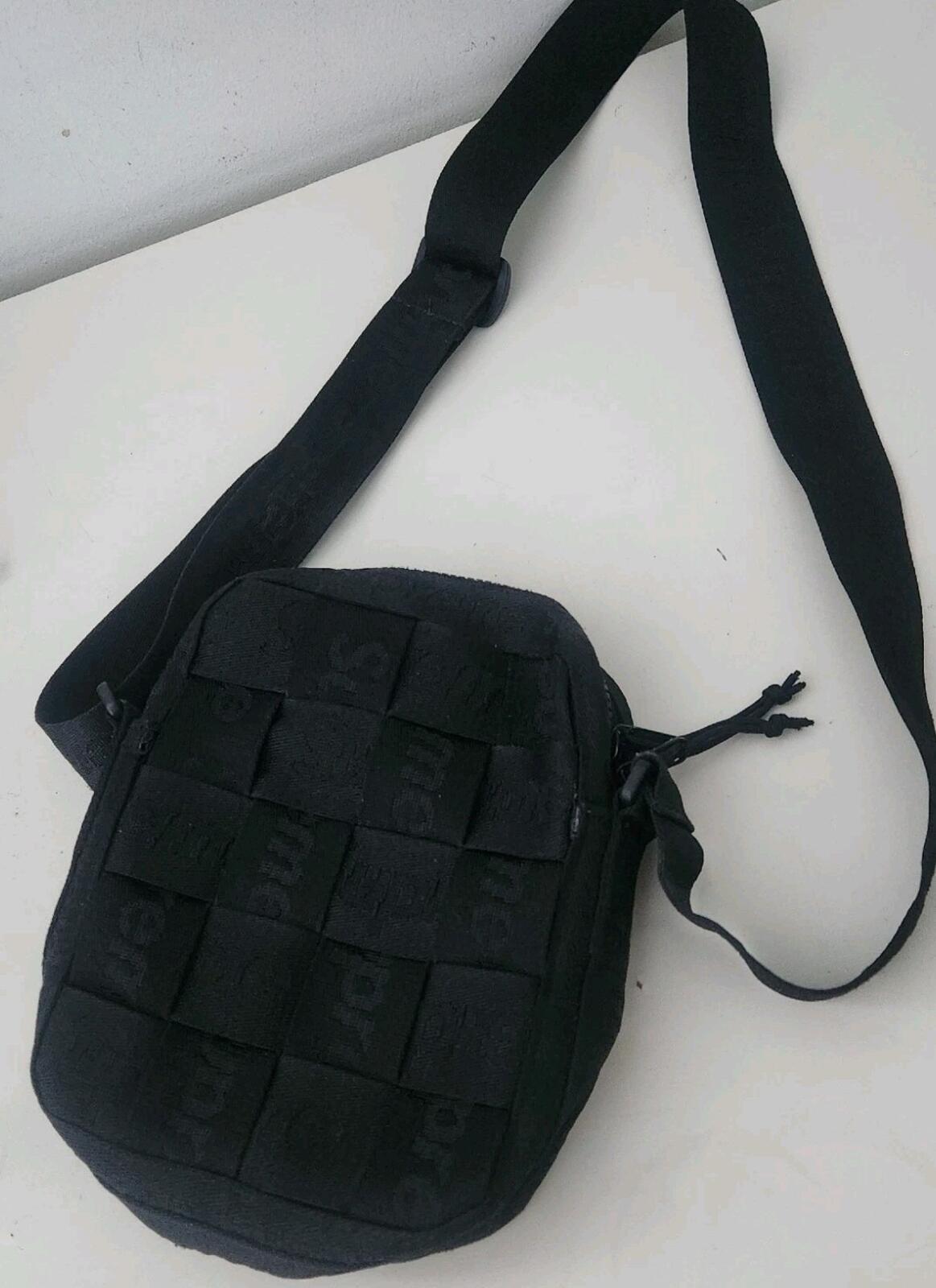 SS24 Supreme woven shoulder bag  black