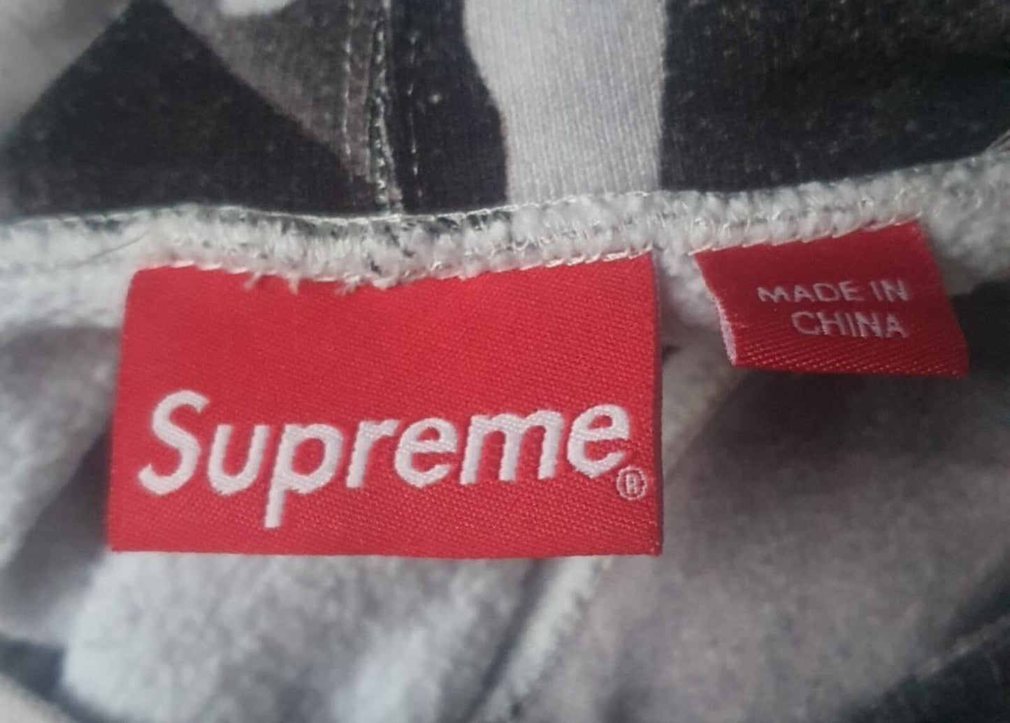 SS22 Supreme Doves hooded sweatshirt S small Black hoodie Dove