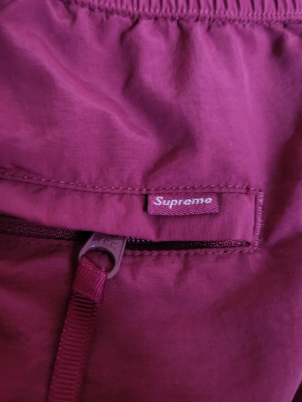 FW19 Supreme Paneled Warm Up Hose Pflaume Größe M Wasserabweisend
