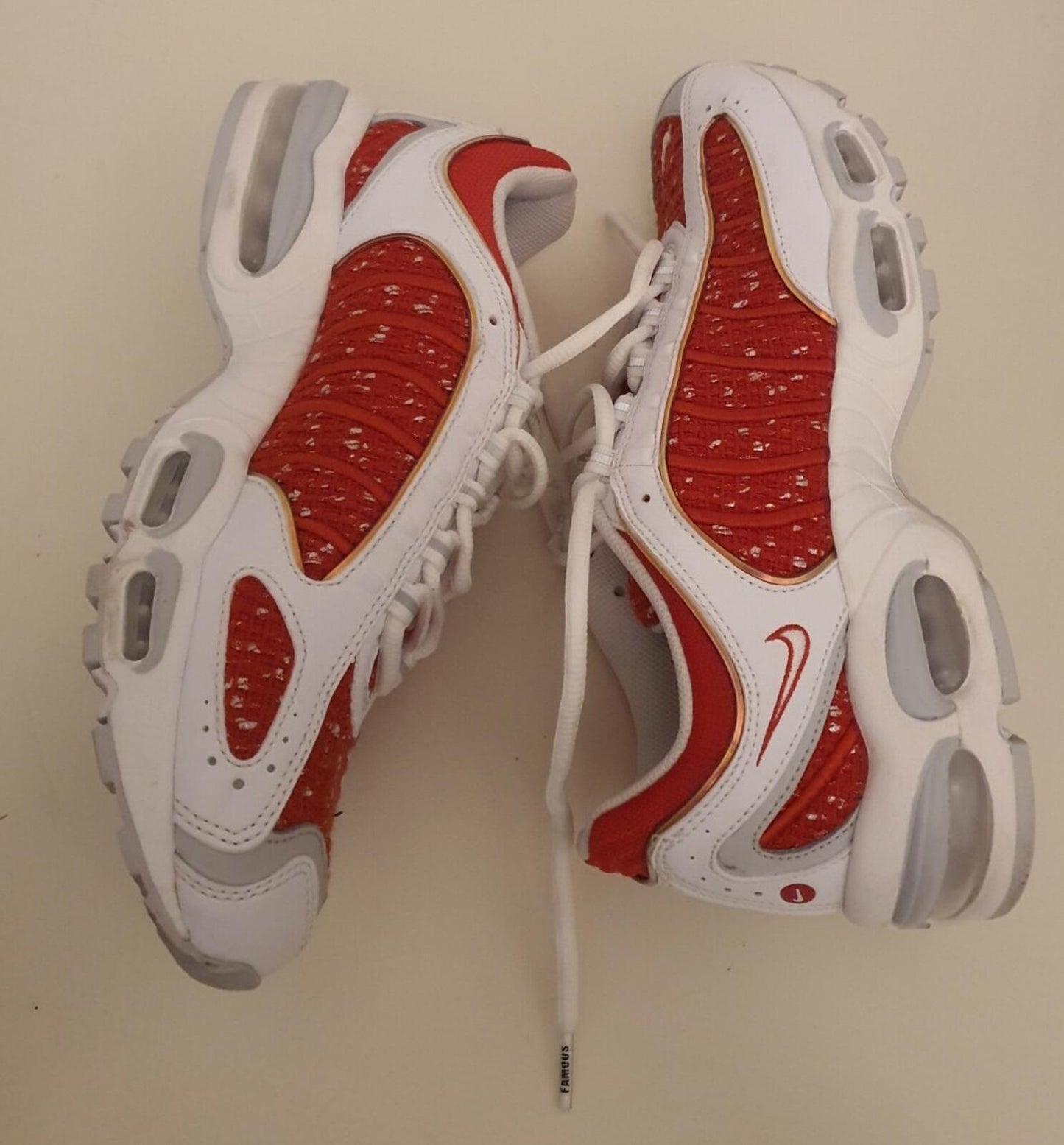 SS19 Supreme x Nike Air Tailwind 4 US 9.5 UK 8.5  EU 43 white lot