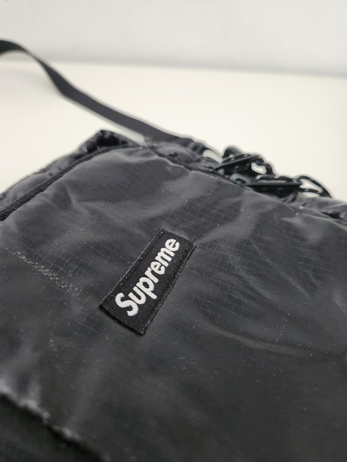 FW17 Supreme Shoulder Bag Black