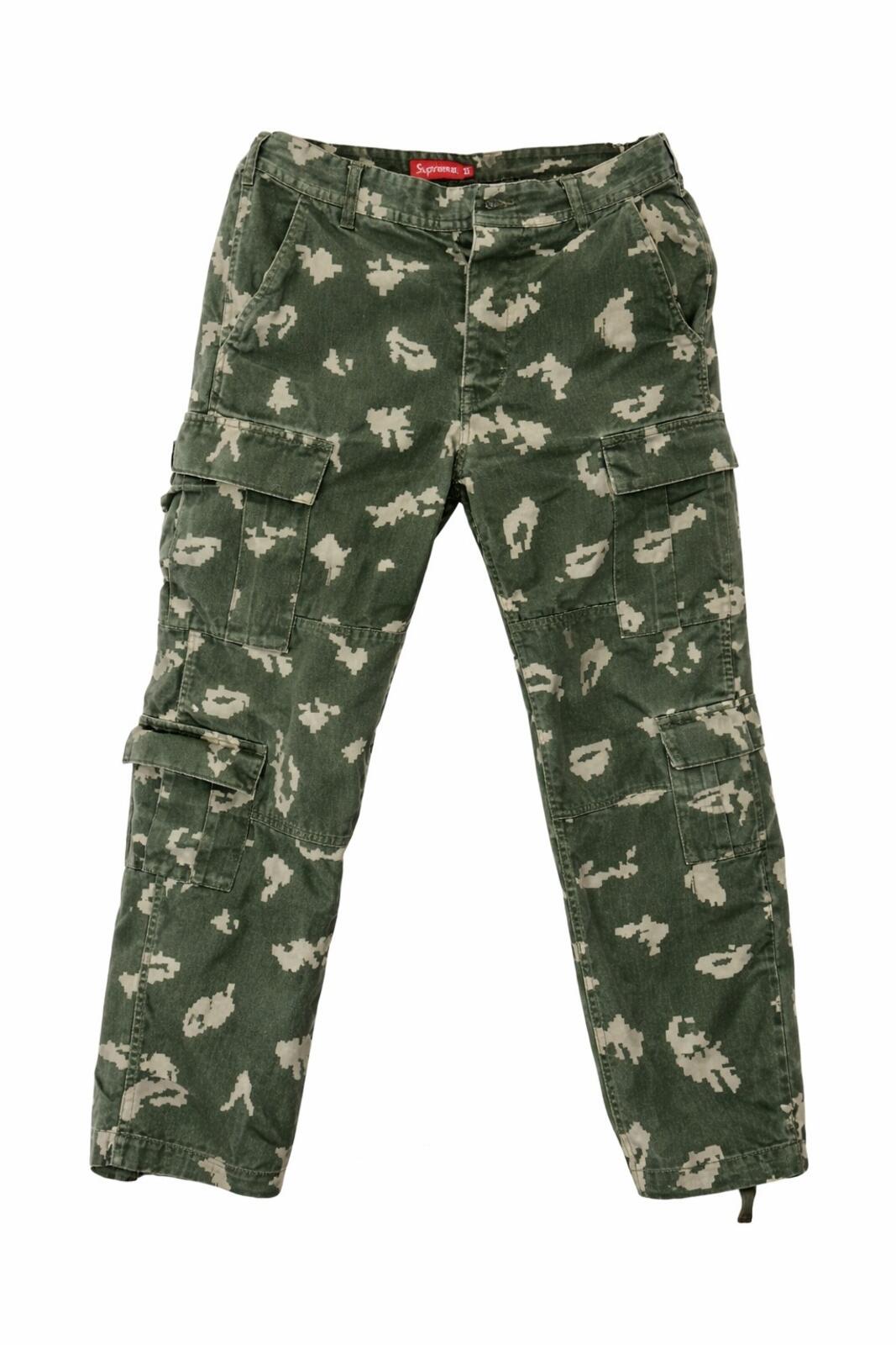 FW20 Supreme Cargo Pants Olive Digi Camo Size 30 W30