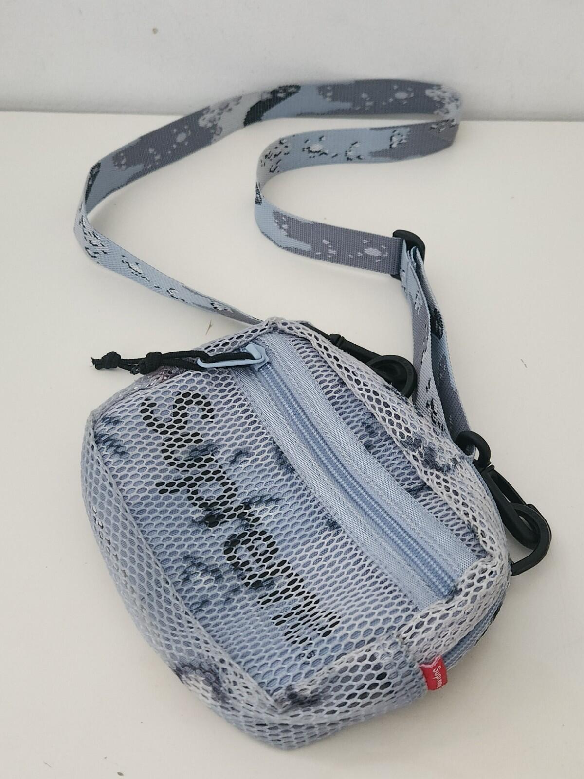 Bolso pequeño de hombro Supreme SS20 Cordura malla camuflaje "chocolate chip" azul
