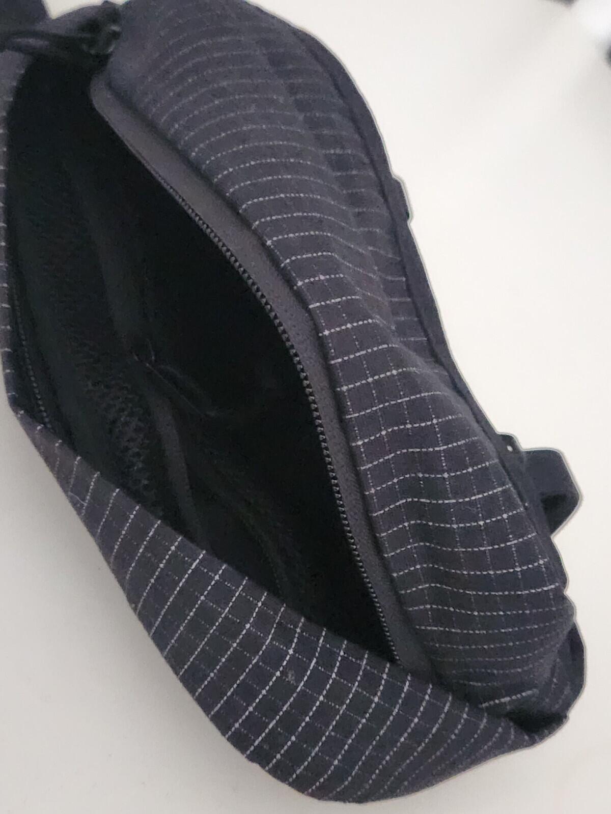 SS24 Supreme waist bag Water resistant Reflective Black Shoulder 3L