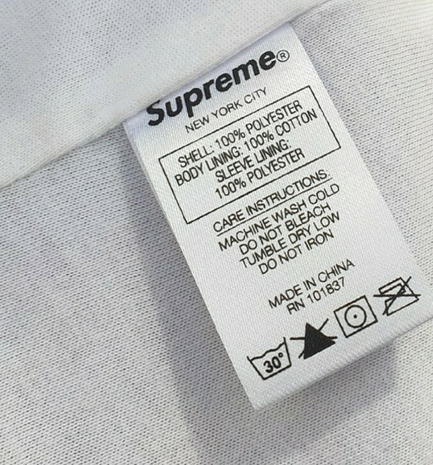 SS18 Supreme Gonz Logo coaches jacket size S small Violet water resistant