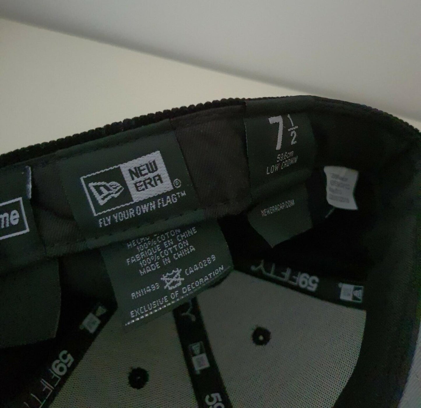 FW15 Supreme Box Logo 59Fifty New Era Corduroy Black hat Size 7 1/2