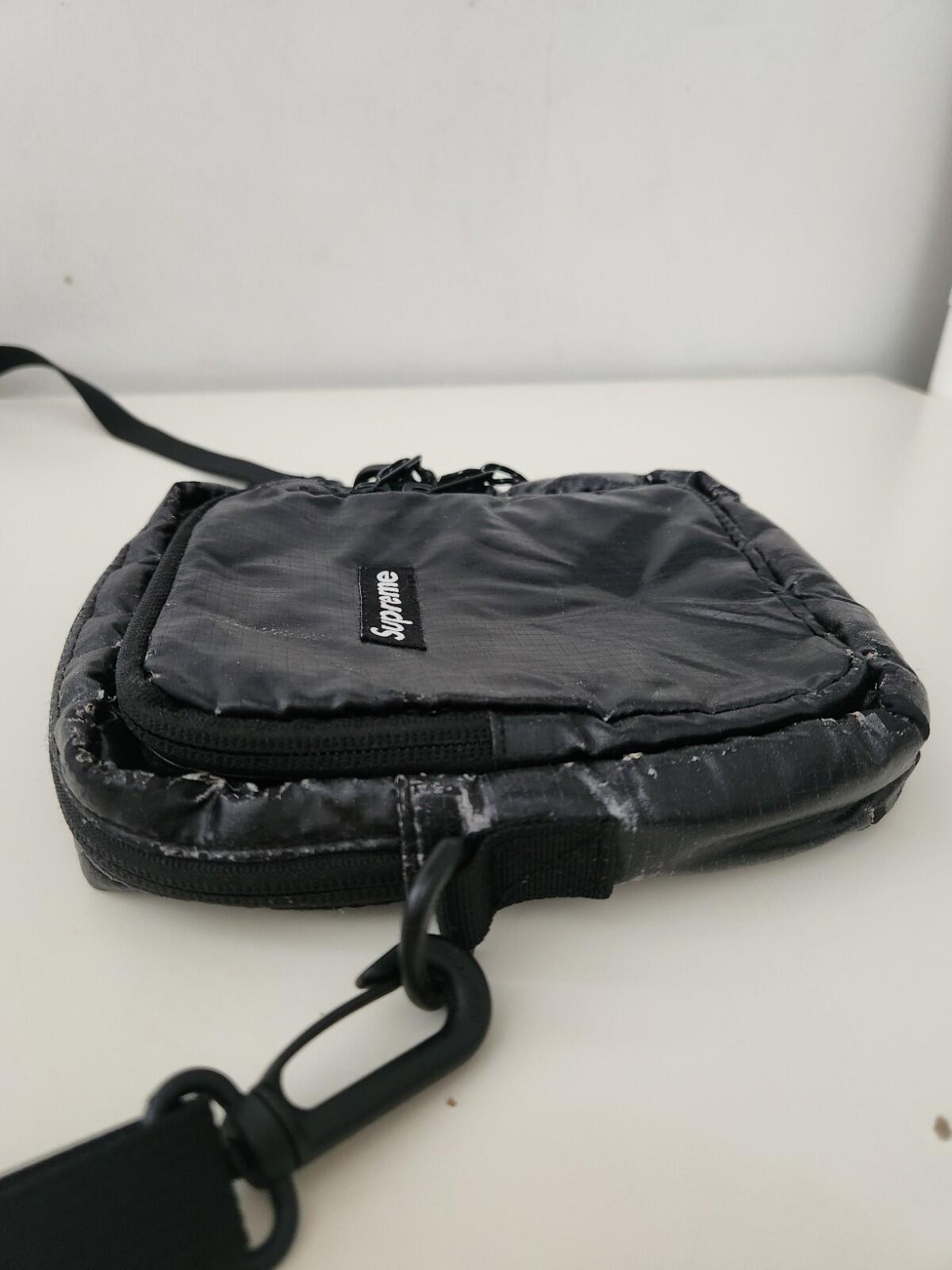 FW17 Supreme Shoulder Bag Black