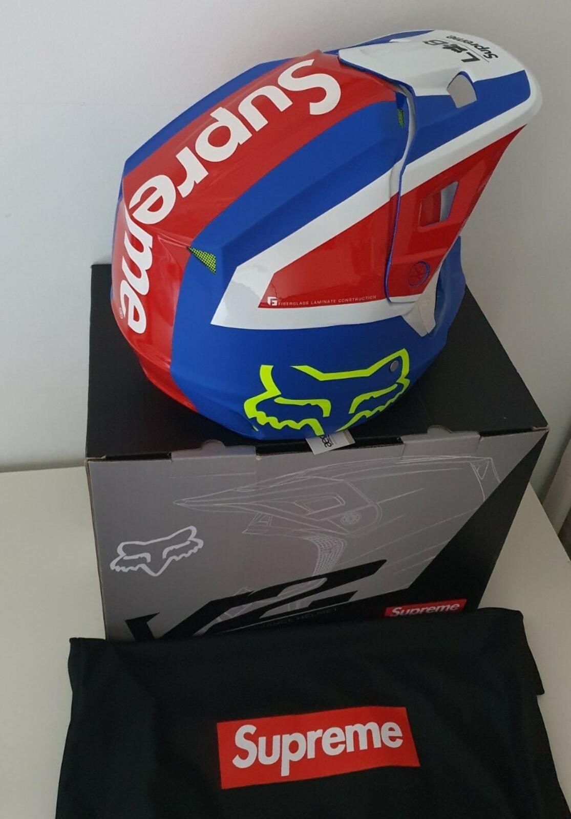 SS18 Supreme x Fox Racing V2 Motorcycle Helmet Multicolor