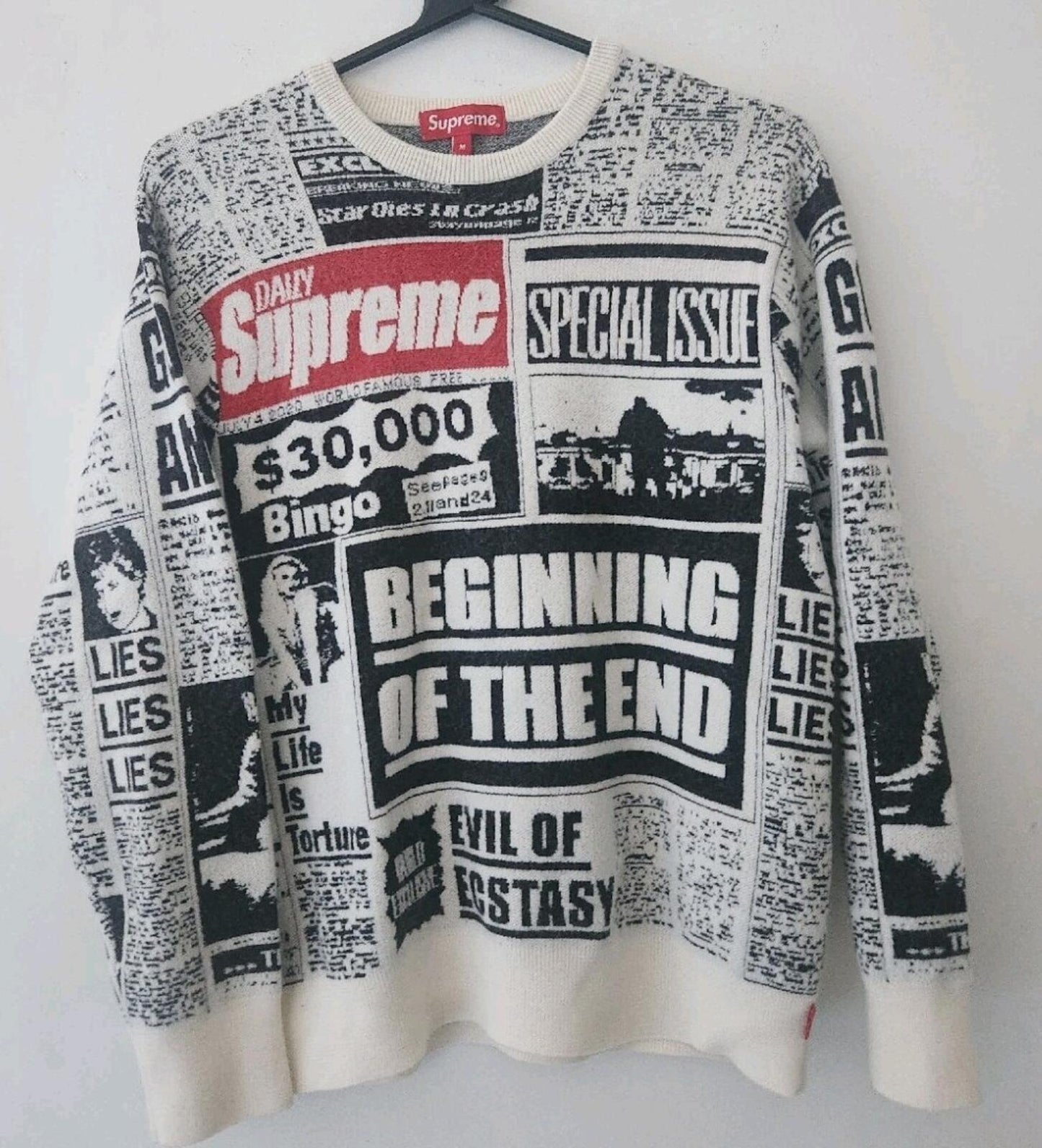 FW18 Supreme Newsprint Pullover Merinowolle Weiß Größe S