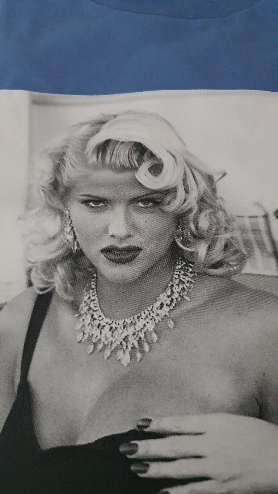 SS21 Supreme Anna Nicole Smith Tee Dusty Light Royal Size M