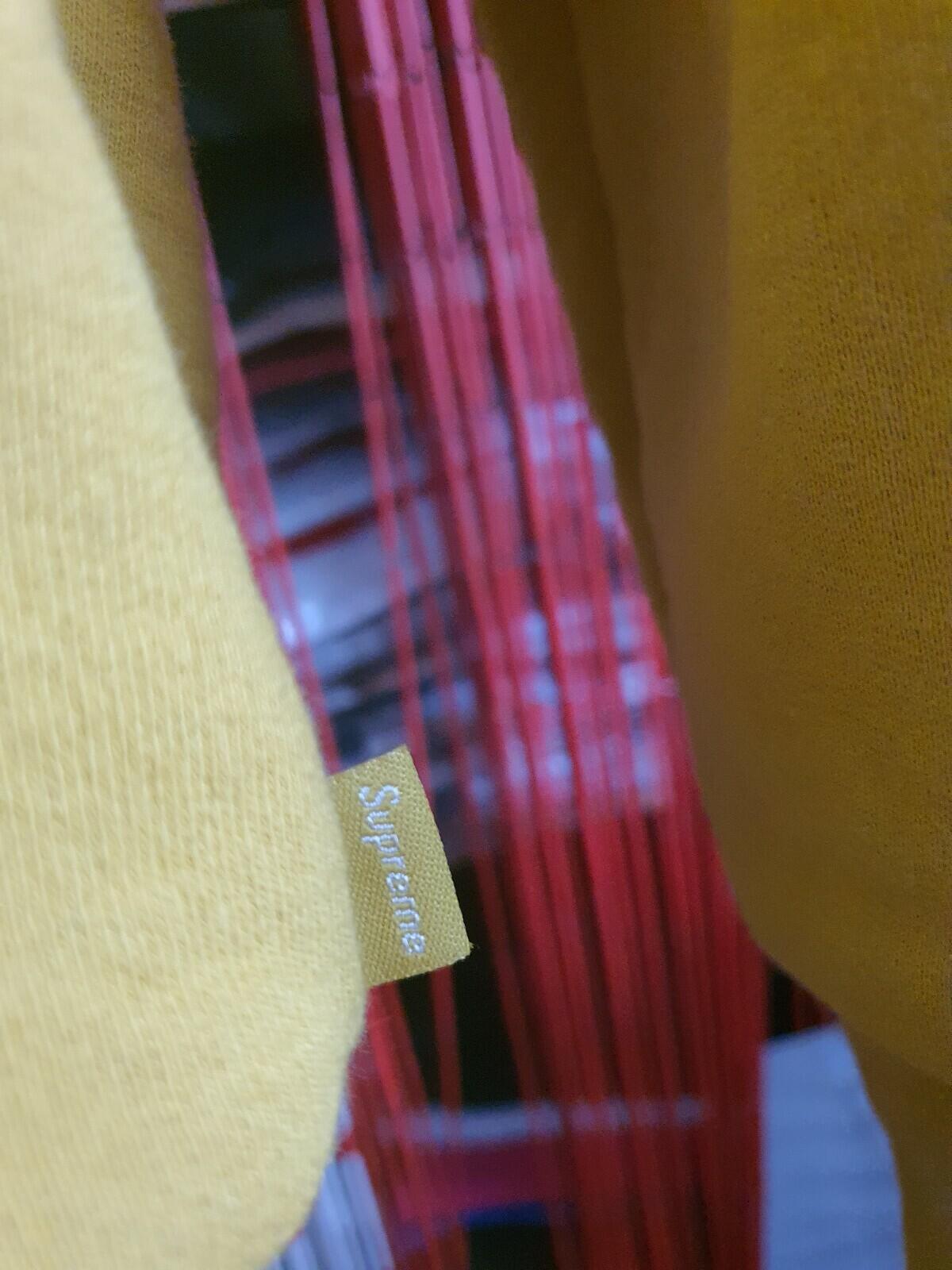 Sudadera con capucha y cremallera térmica Supreme FW18, color mostaza, talla M, PVP £178