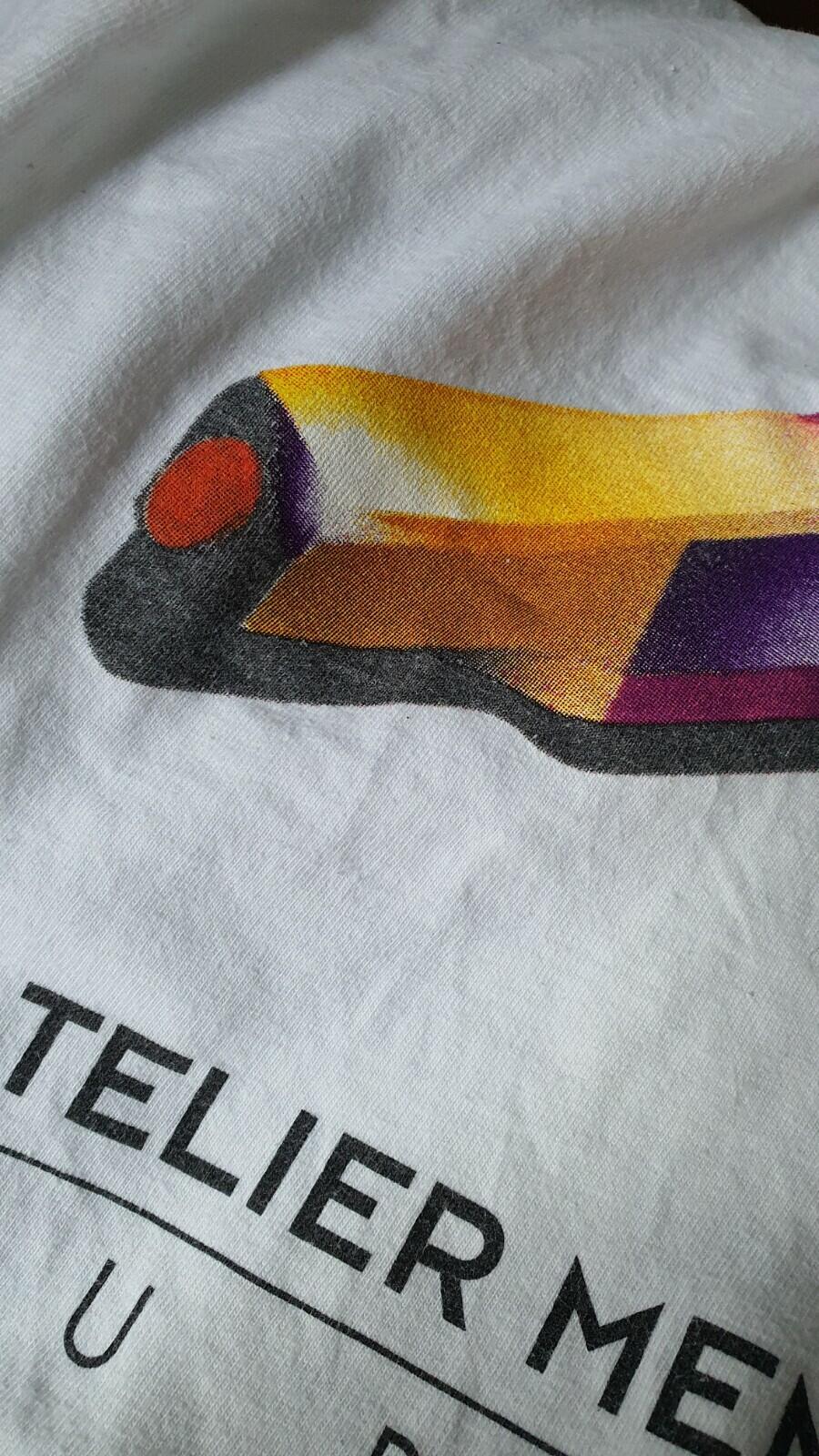 SS16 Supreme Mendini Gun Tee Size L