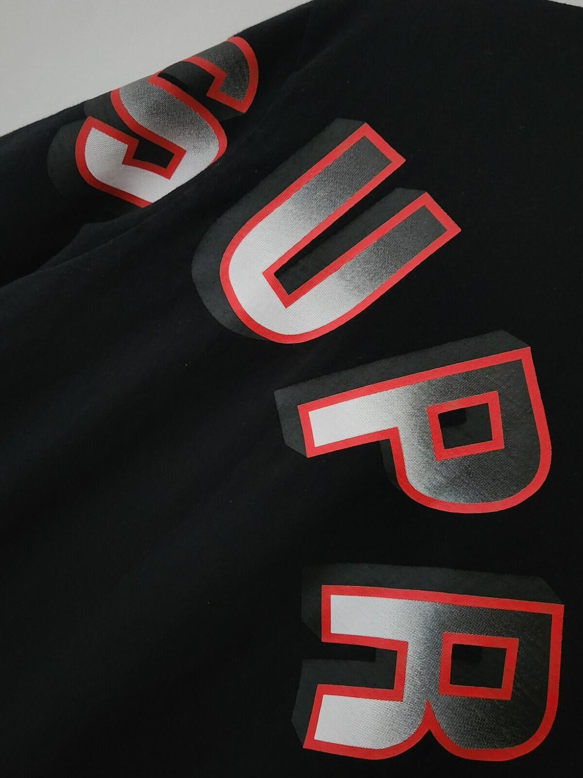 SS18 Supreme Gradient Arc Top Black Tee Size M Medium T-shirt Short Sleeve