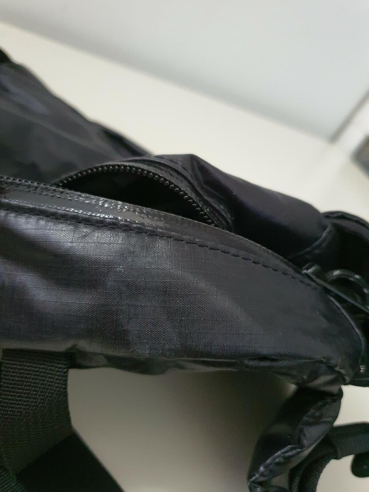 FW17 Supreme Waist Bag Black