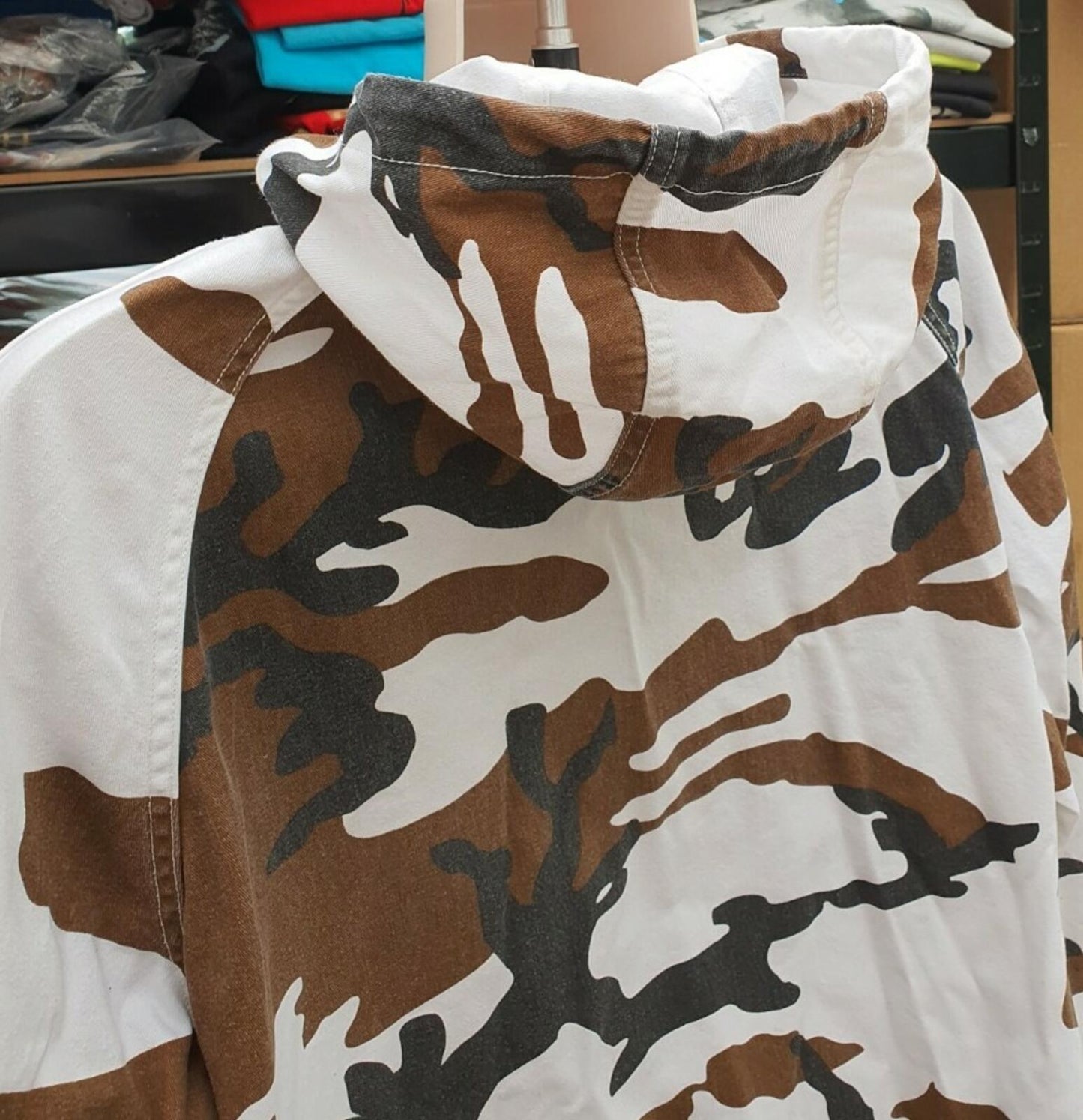 FW16 Supreme Twill Zip Up Parka Jacket White Camo Size M