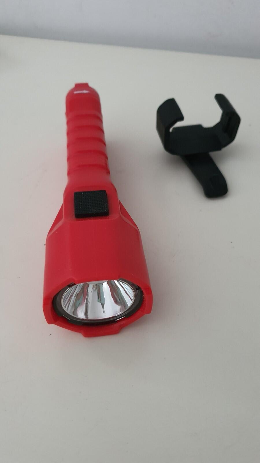 SS19 Supreme x Pelican 3310PL flashlight red torch