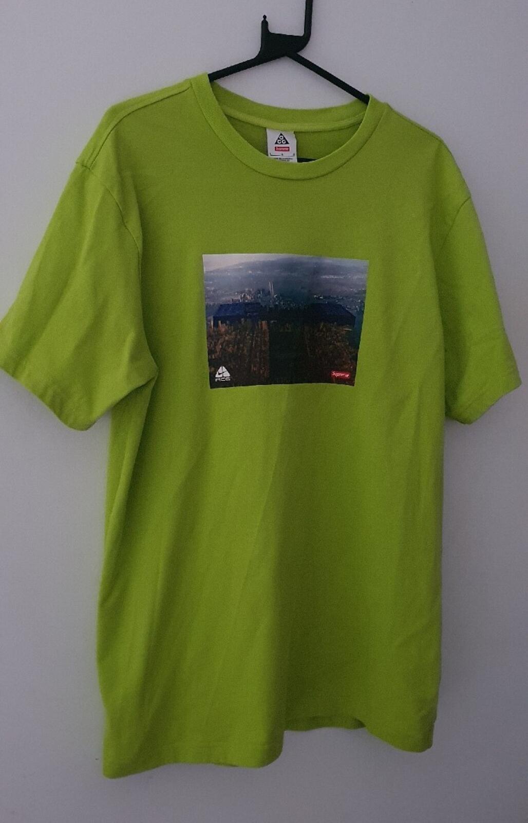 HW22 Supreme x Nike ACG Grid Tee Green T-Shirt Größe M Medium