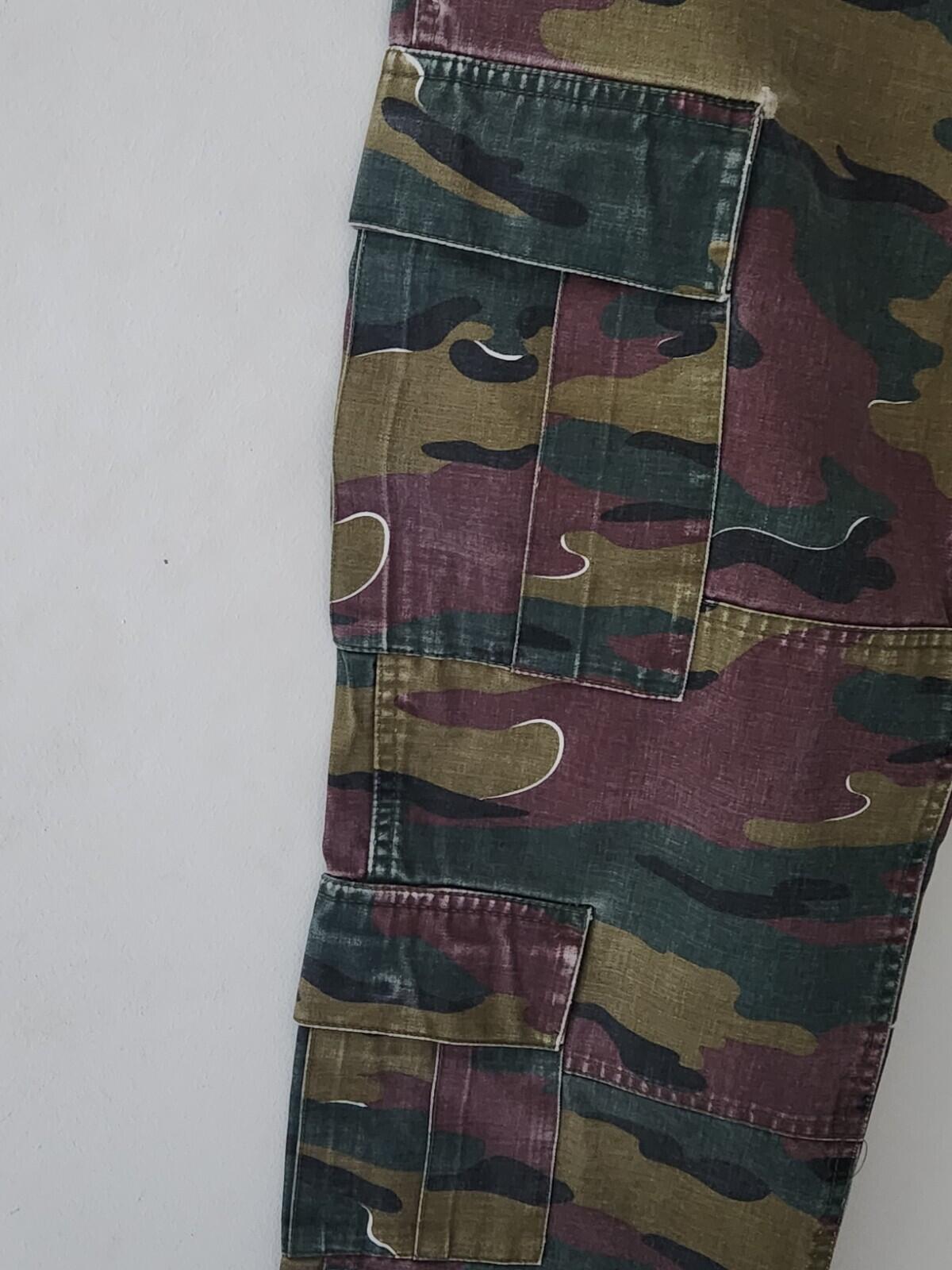 SS18 Supreme cargo pant size 34 W34 L 32 trousers pants Jigsaw Camo