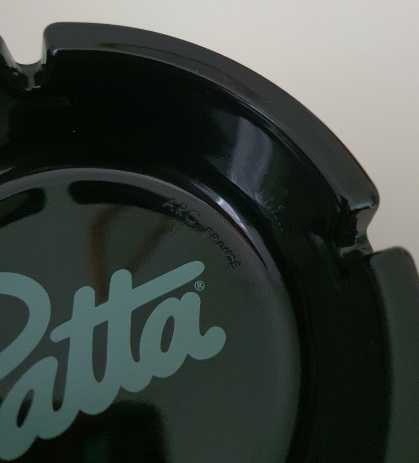 SS18 PATTA Ash ceramic Ashtray Black Green Accessory
