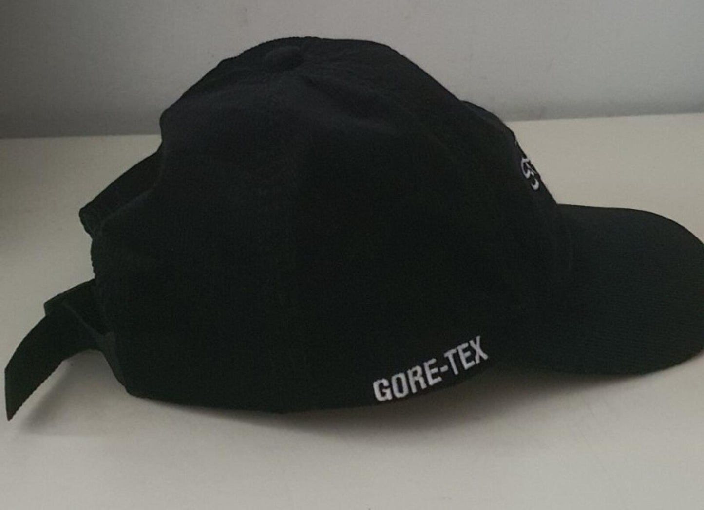 FW21 Supreme GORETEX corduroy Classic Logo 6-panel black water resistant hat Cap