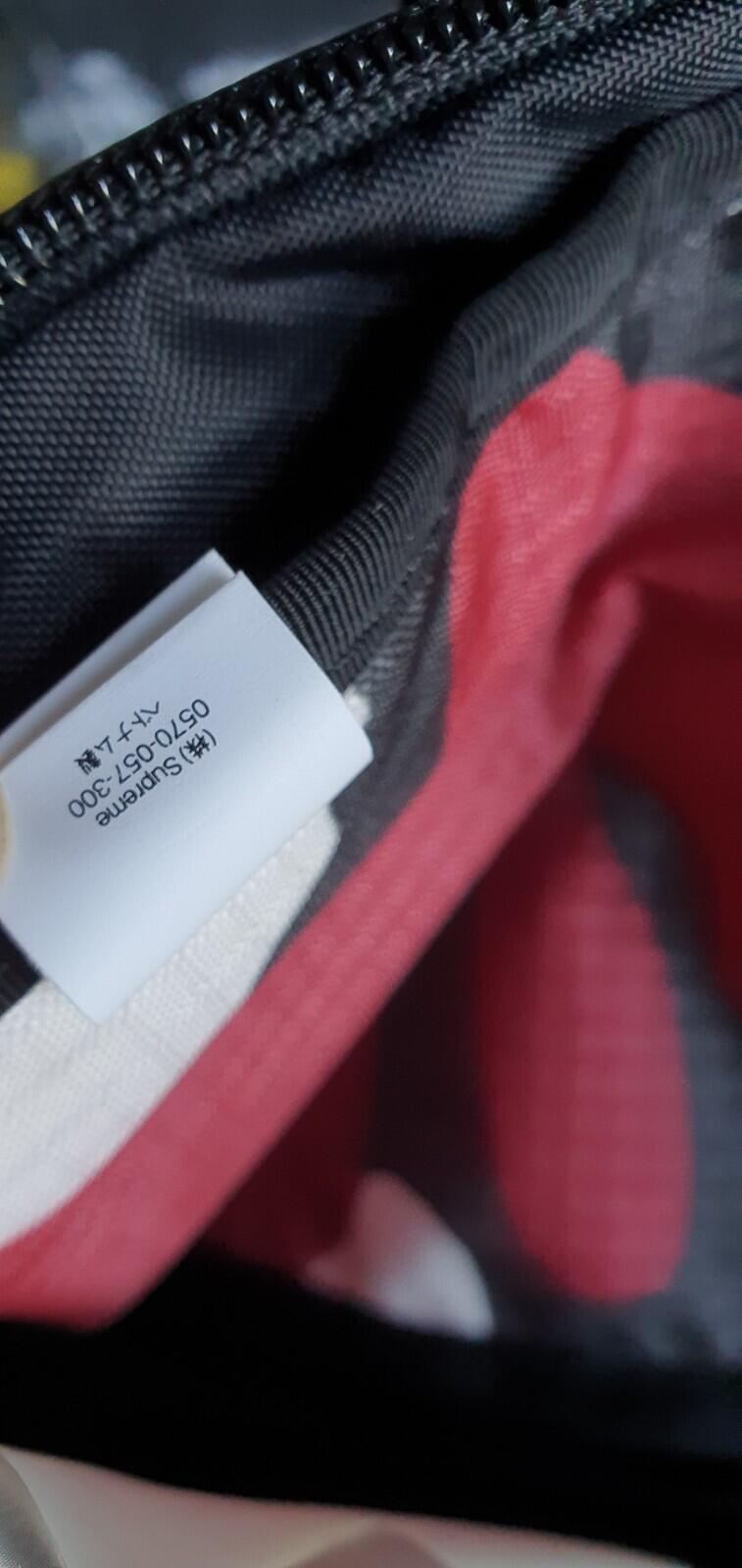 SS21 Supreme Neck Pouch Shoulder Bag Red Camo Water Resistant
