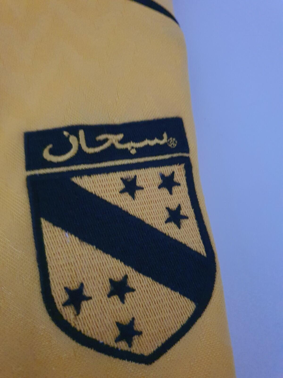 SS05 Supreme Umbro Arabic Logo Soccer Jersey vintage M medium tee t-shirt 2005