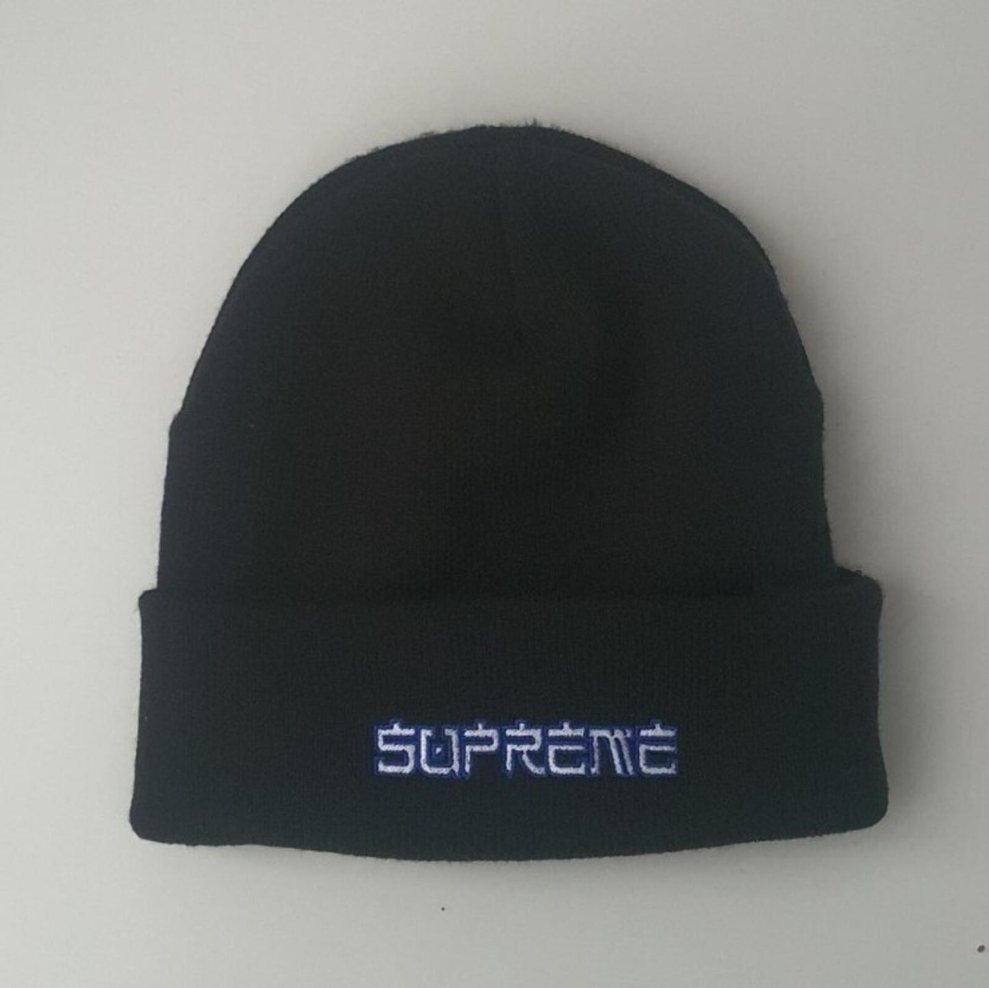 Gorro Supreme Demon FW21 negro bordado