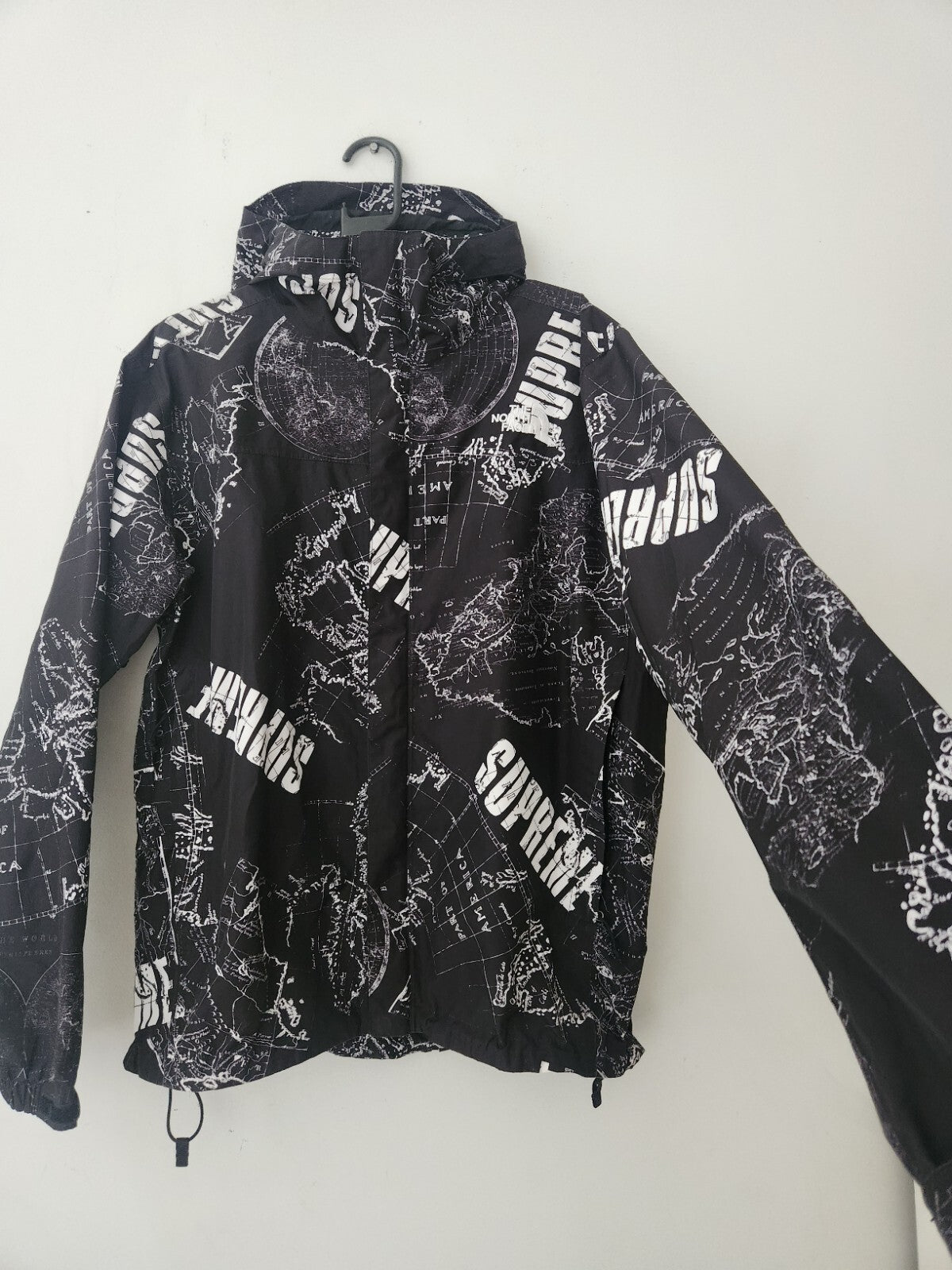 SS12 Supreme x The North Face Venture Jacke L groß TNF schwarz Maps vintage Selten
