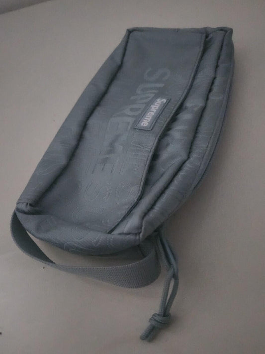 SS19 Supreme organizador de cartera de nailon Cordura con logo Jacquard azul hielo