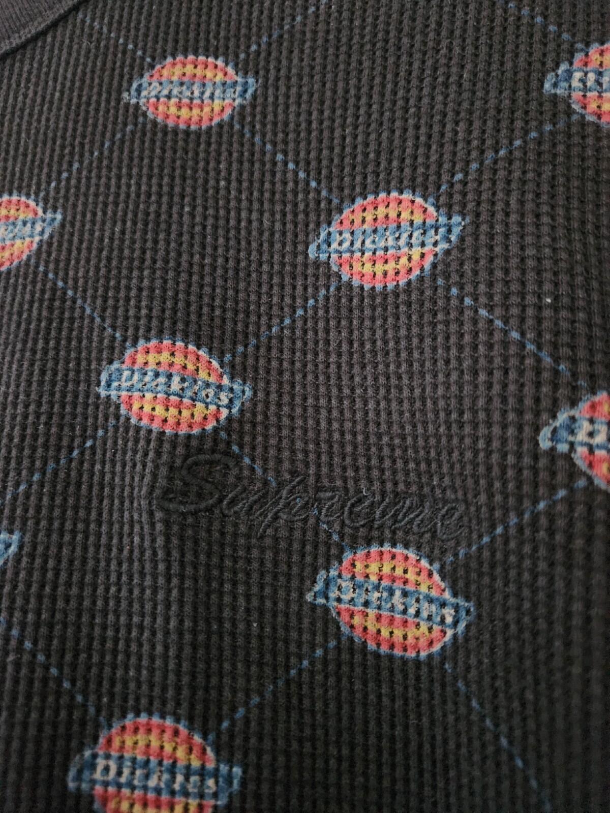 FW22 Supreme x Dickies Thermal Black Crewneck Größe M Medium Besticktes Logo Oberteil