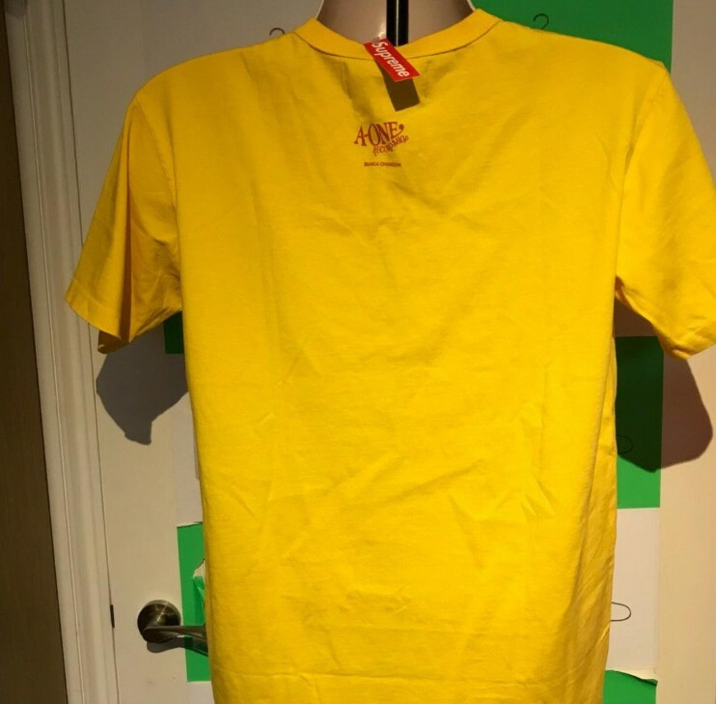 Bianca Chandon x A-1 Record Shop Cockfight yellow Tee size M medium T-shirt New