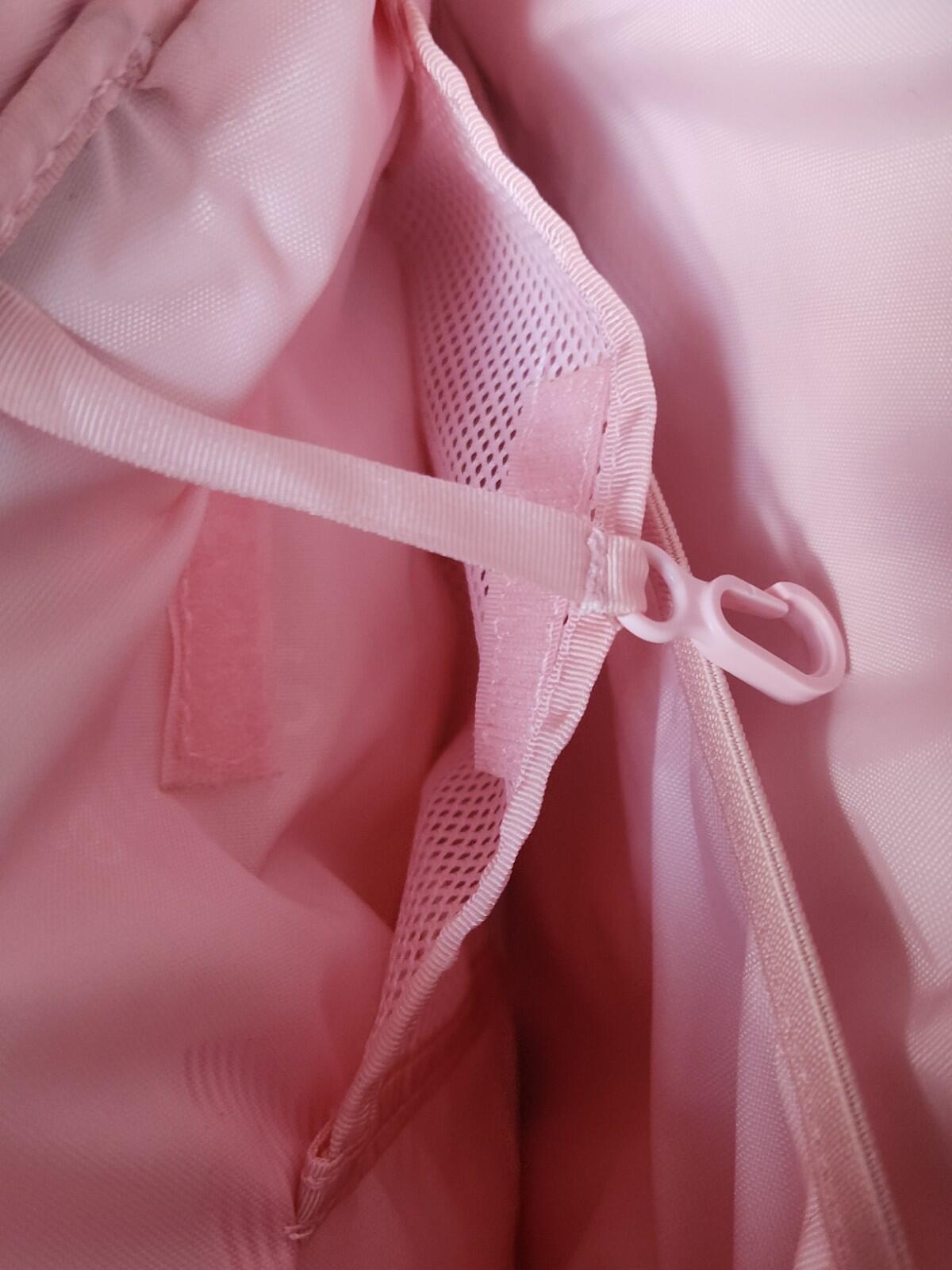 SS22 Supreme Sling Bag Pink Backpack Waist Shoulder Bag Water Resistant Used 1x