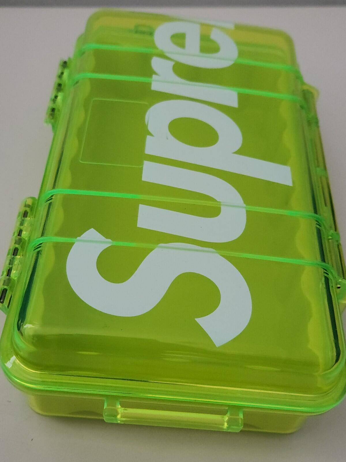 FW19 Supreme Pelican 1060 case Water resistant Neon Yellow
