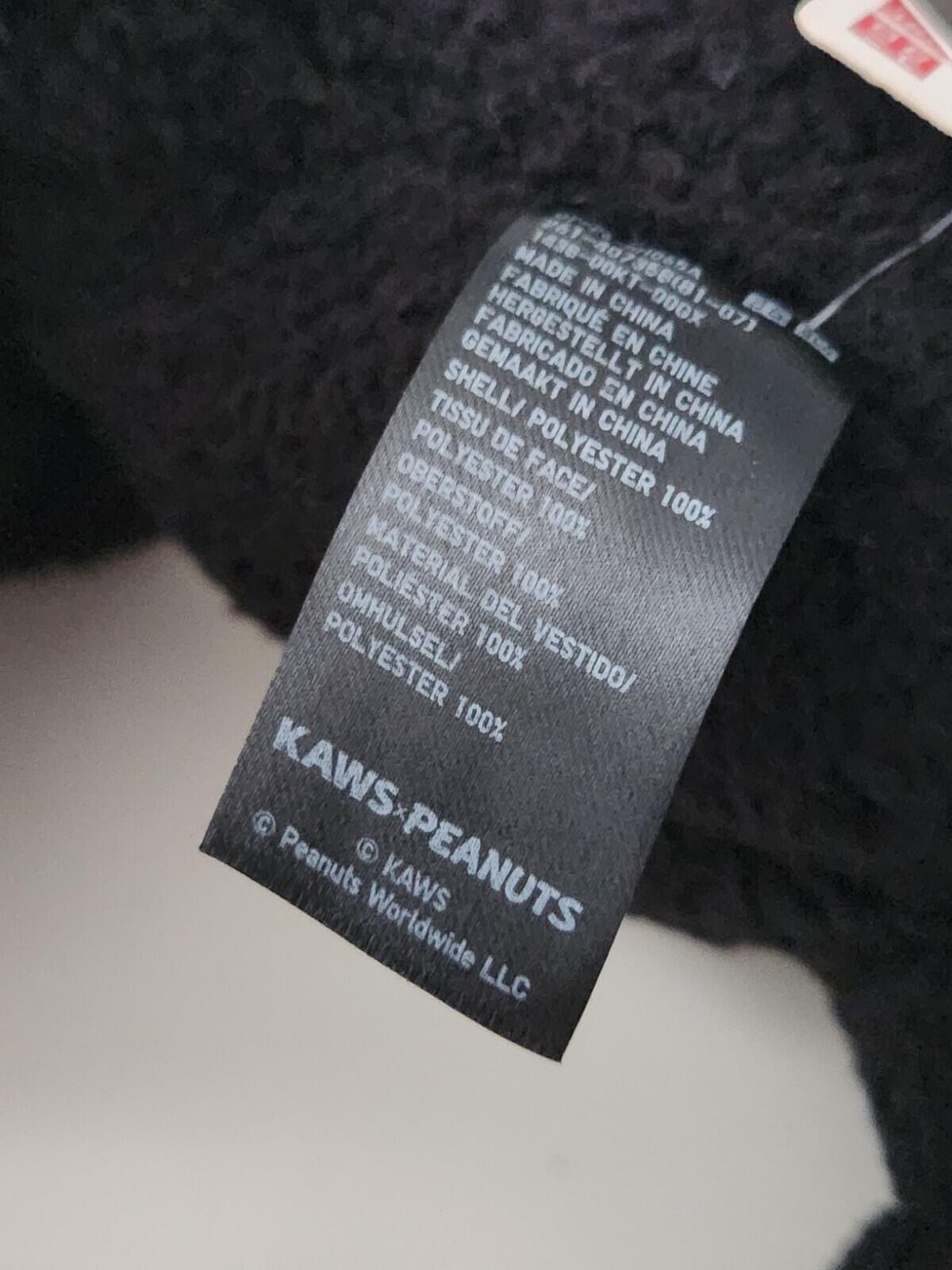 4x KAWS UNIQLO Peanuts Snoopy Plüschtiere 2x (KLEIN) S 2x (MITTEL) M Komplettset Tasche