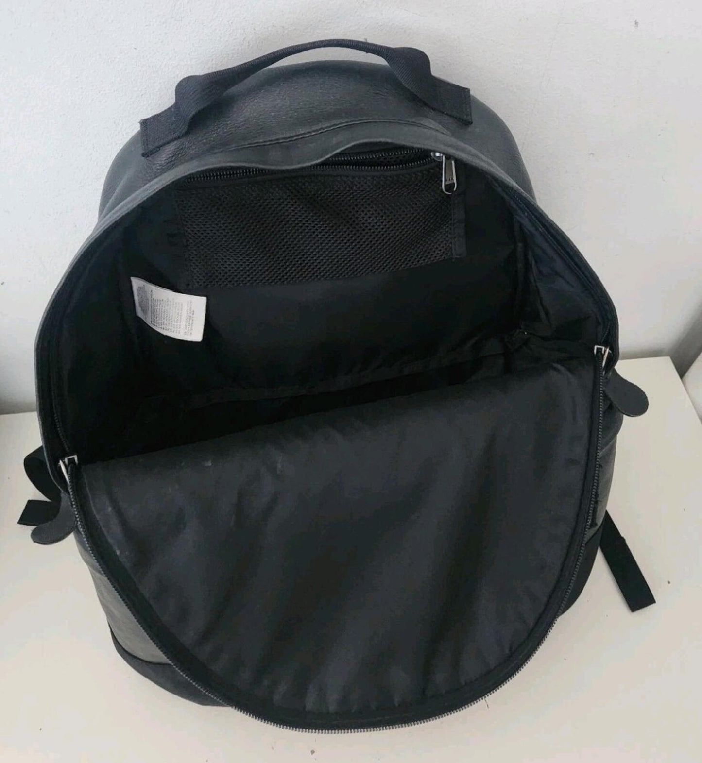 FW17 Supreme x THE NORTH FACE Leather Day Pack schwarzer Rucksack TNF Daypack