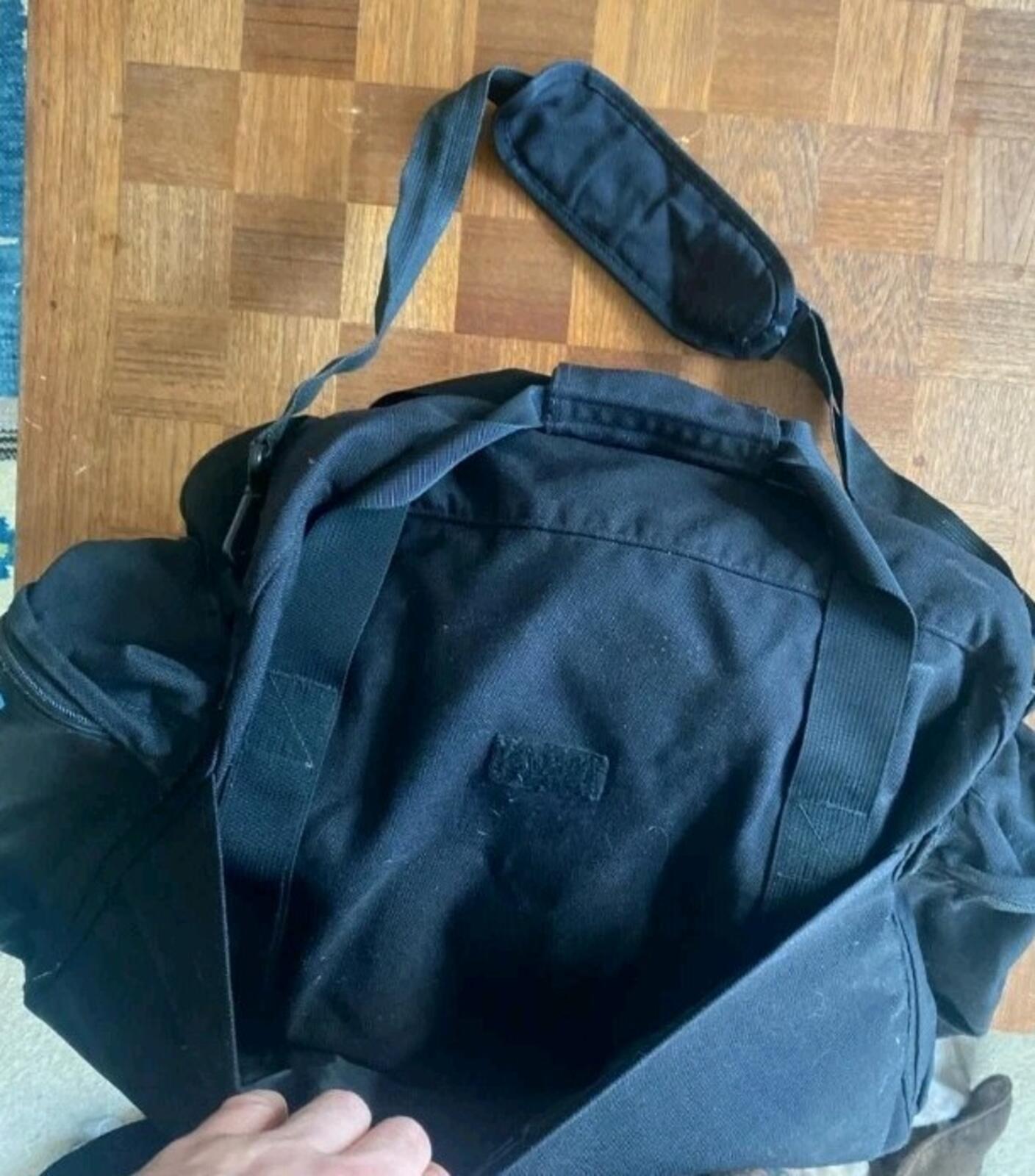 SS12 Supreme Travel Bag duffle black 2012 vintage hold all carry on