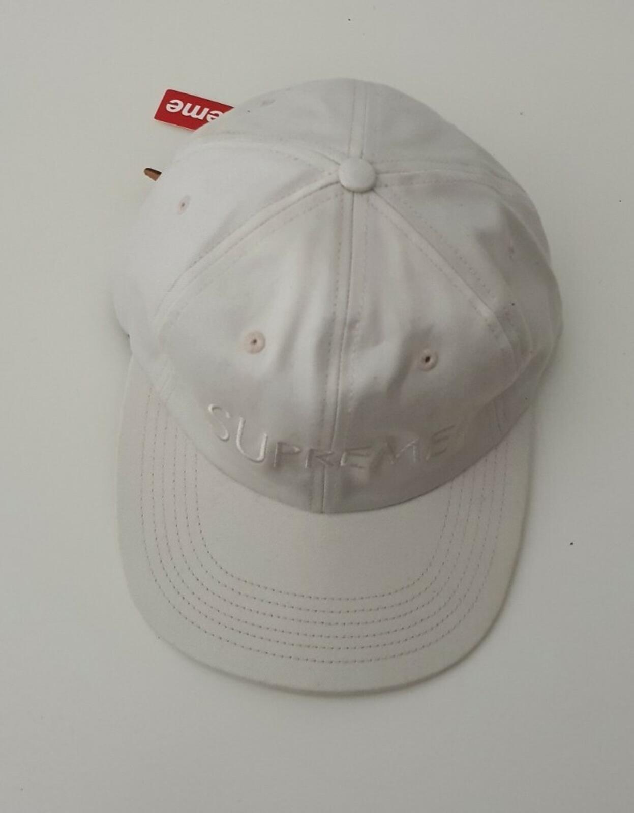 Gorra FW15 Supreme Tonal Logo 6 paneles color Piedra