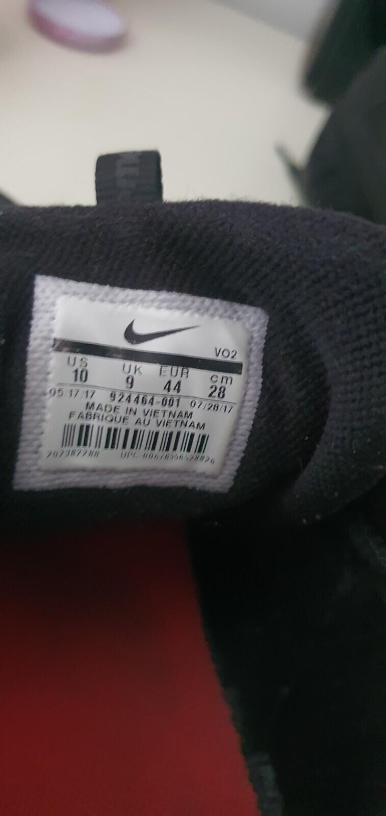 FW17 Supreme x Nike Air Humara '17 Sportschuhe Schwarz Größe US 10 UK 9 EU 44 Los