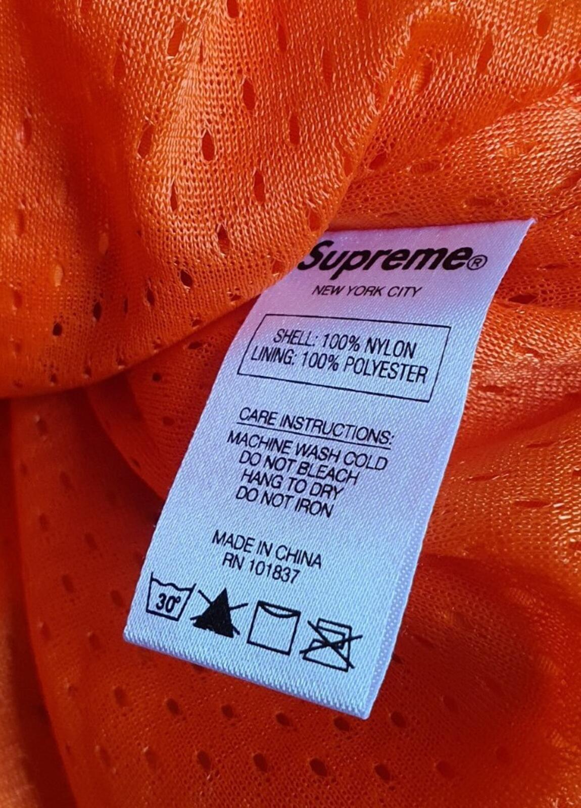 SS18 Supreme Reflective Taping Hooded Pullover L large jacket Water resistant