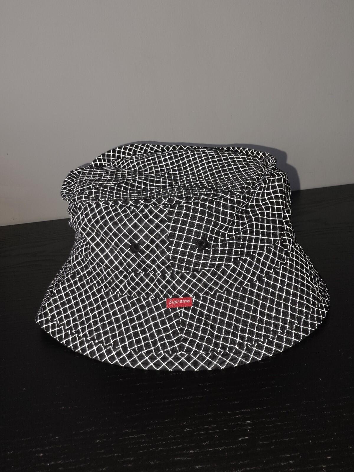 FW18 Supreme Reflective Ripstop Low Crusher Hat Black Size M / L