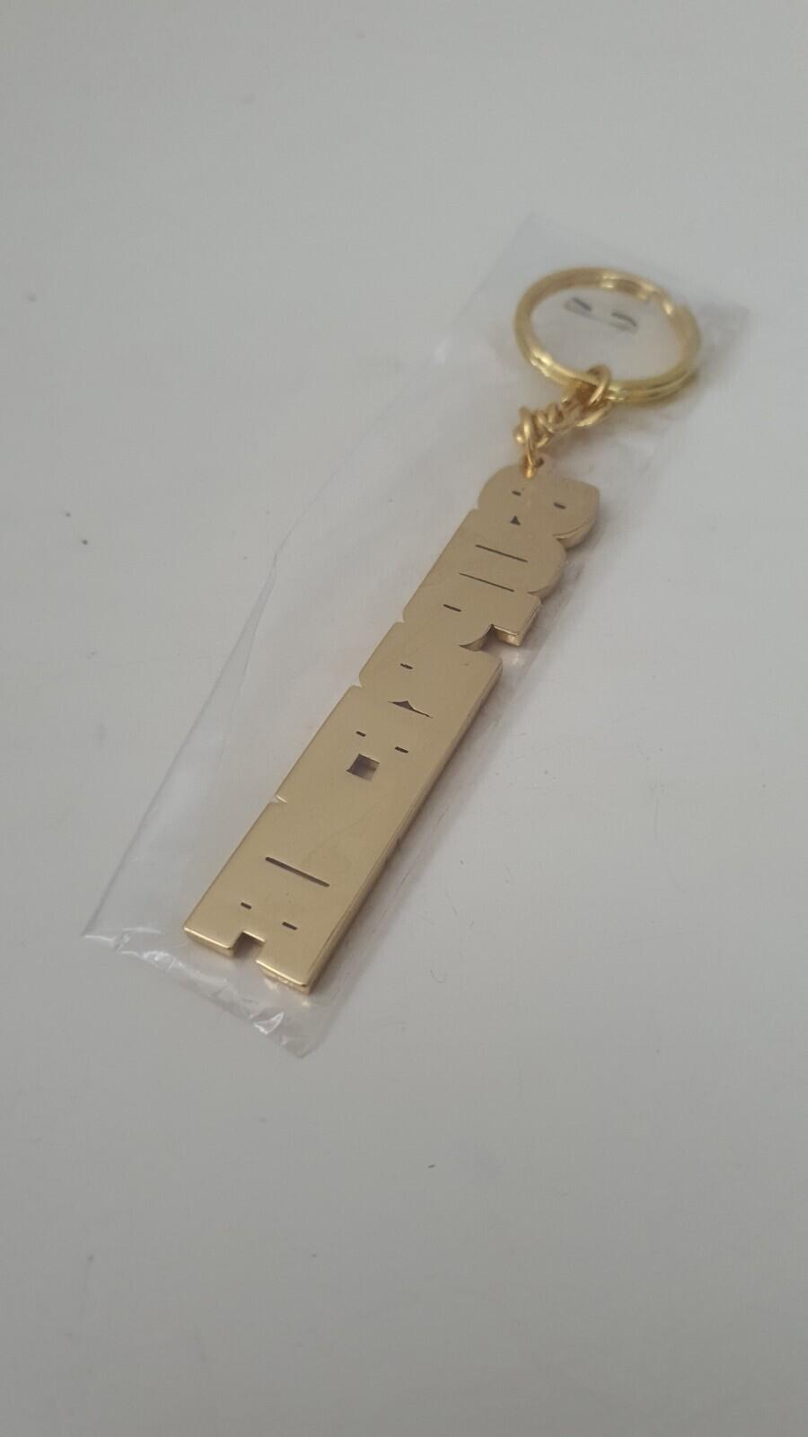 SS18 Supreme Block Logo metal keychain gold keyring New and unopened Accessory