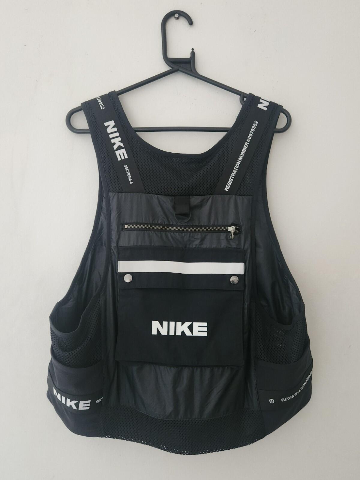 Nike City Made Pack Utility Gilet Weste Schwarz Herren Größe M Medium Neu Reflektierend