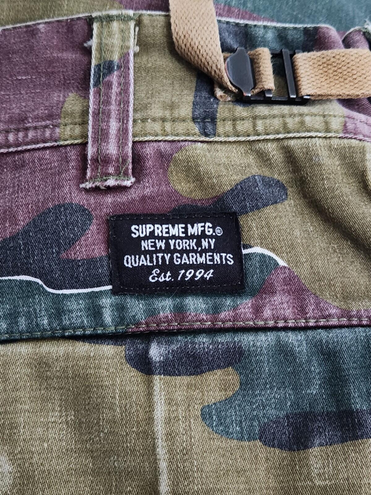 SS18 Supreme cargo pant size 34 W34 L 32 trousers pants Jigsaw Camo