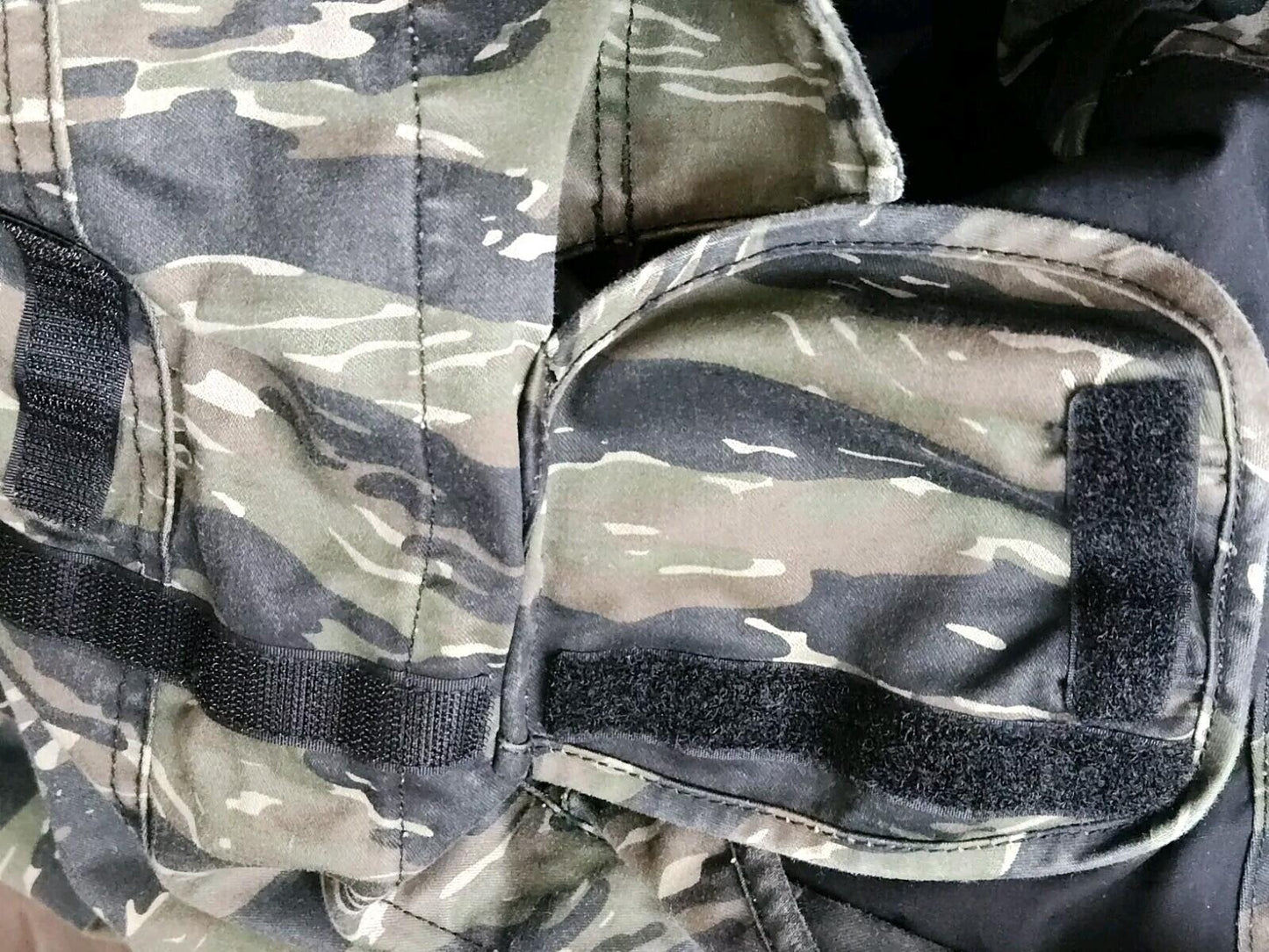 SS21 Supreme Hooded Facemask Parka Tigerstripe Camo Size XL