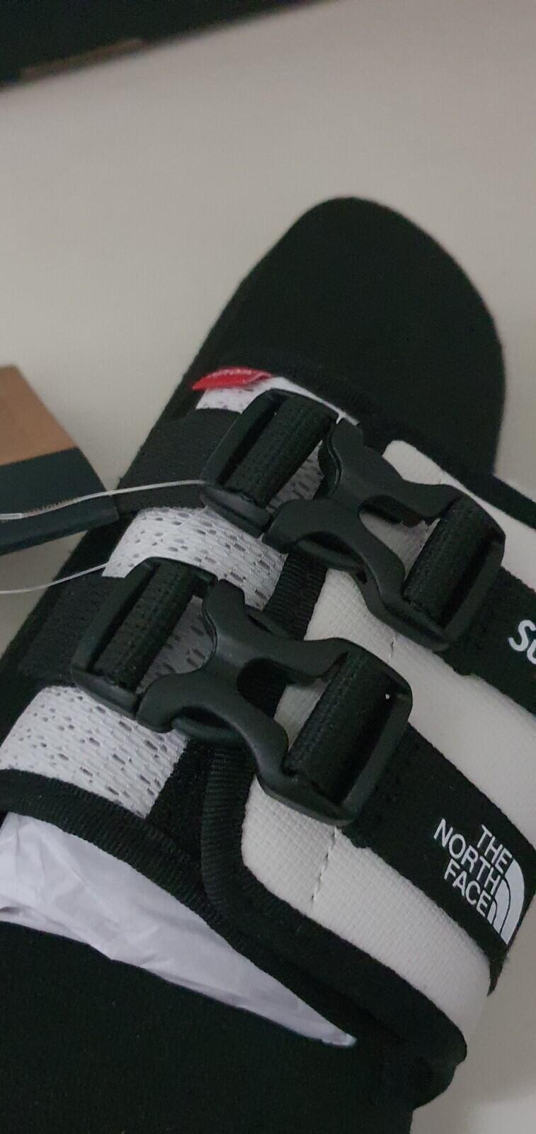 SS22 Supreme The North Face Trekking Sandal Slides Stone UK 7 US 8 EU 40.5 Weiß